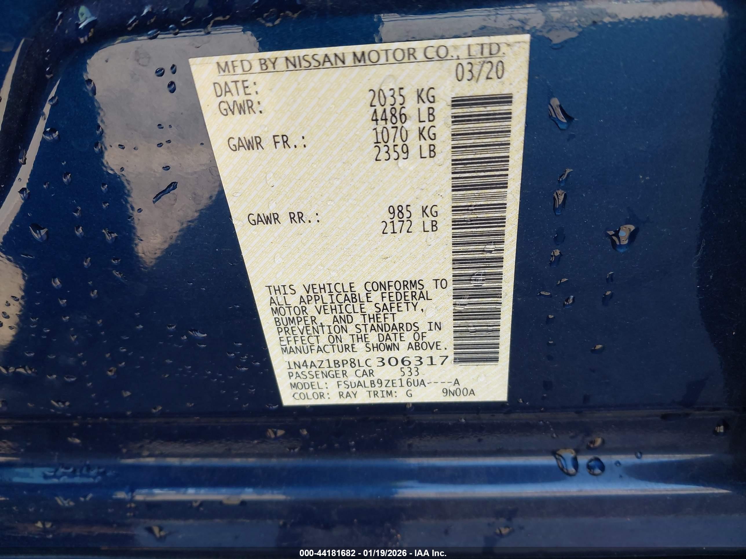 NISSAN LEAF image 9