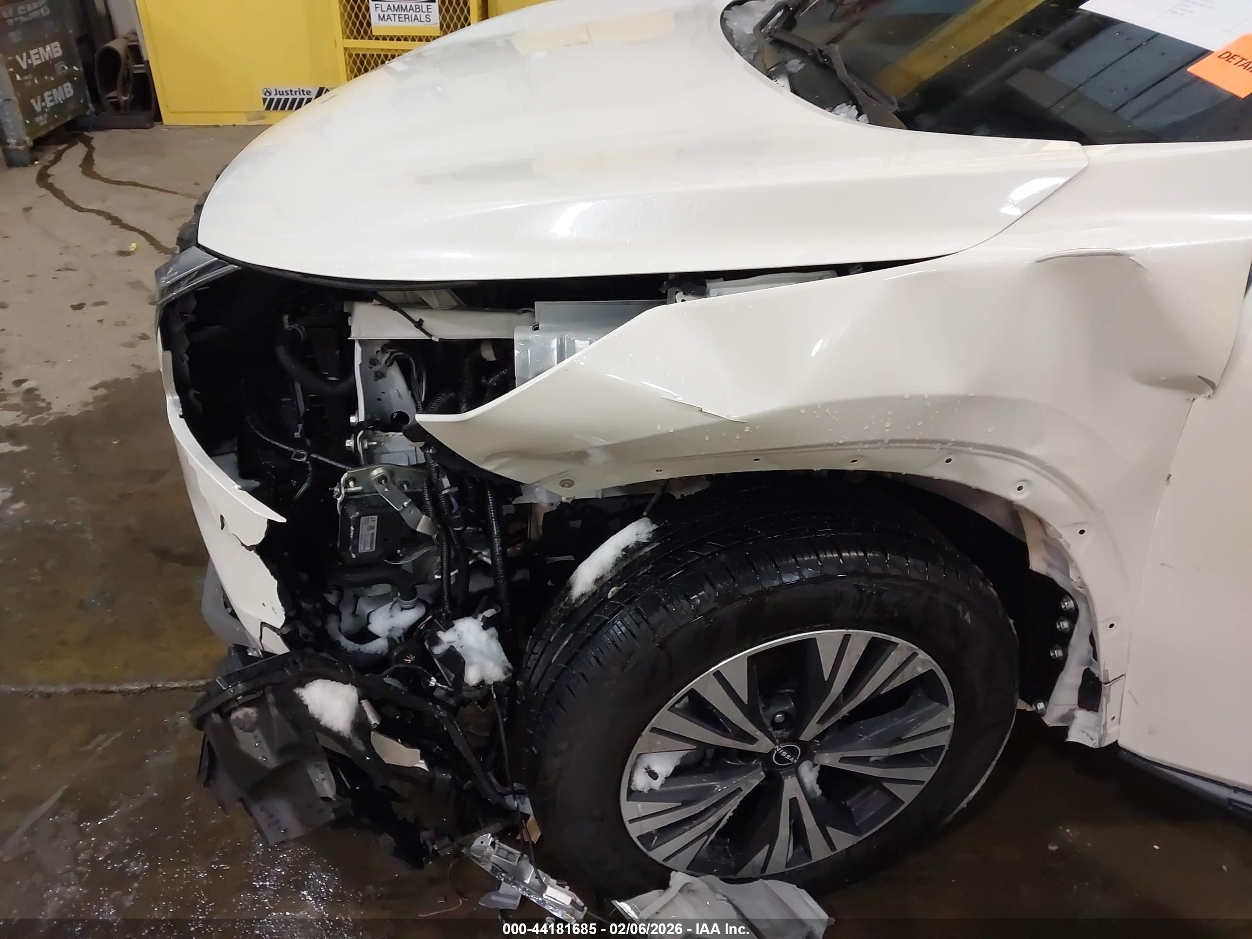 NISSAN ROGUE image 6