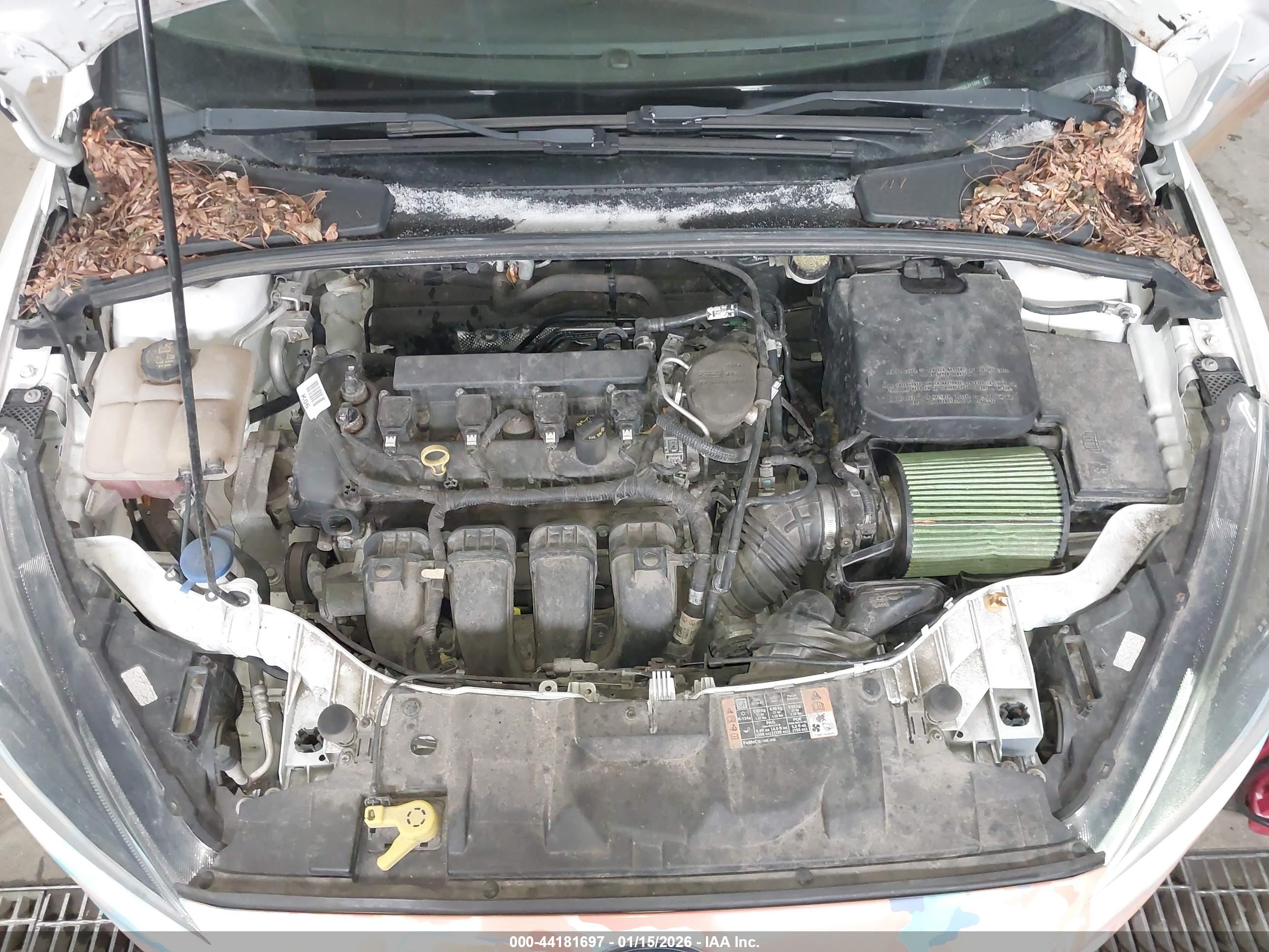 FORD FOCUS image 10