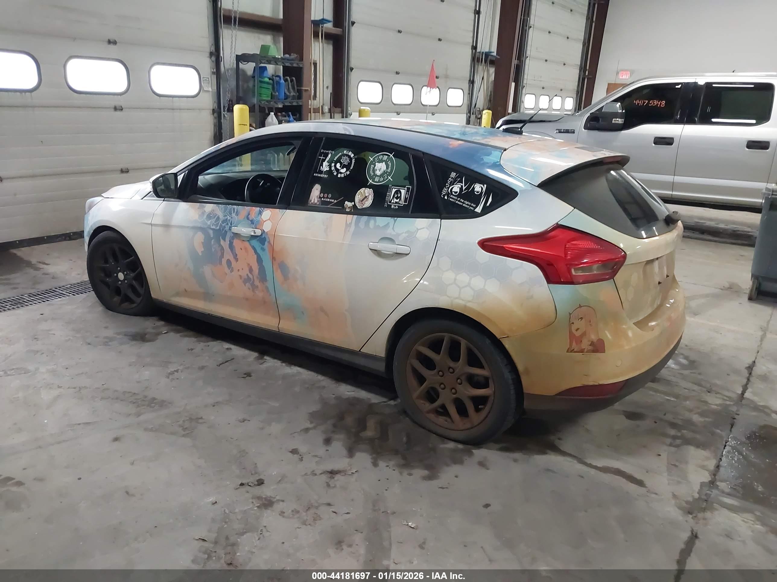 FORD FOCUS image 3
