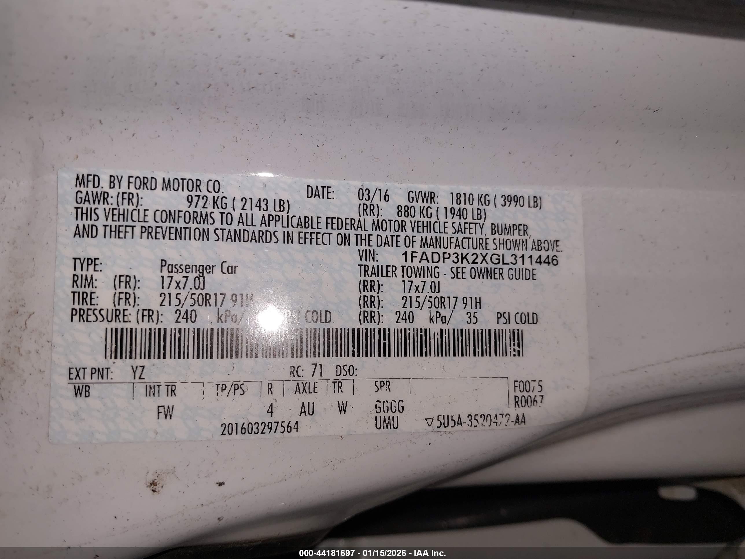 FORD FOCUS image 9
