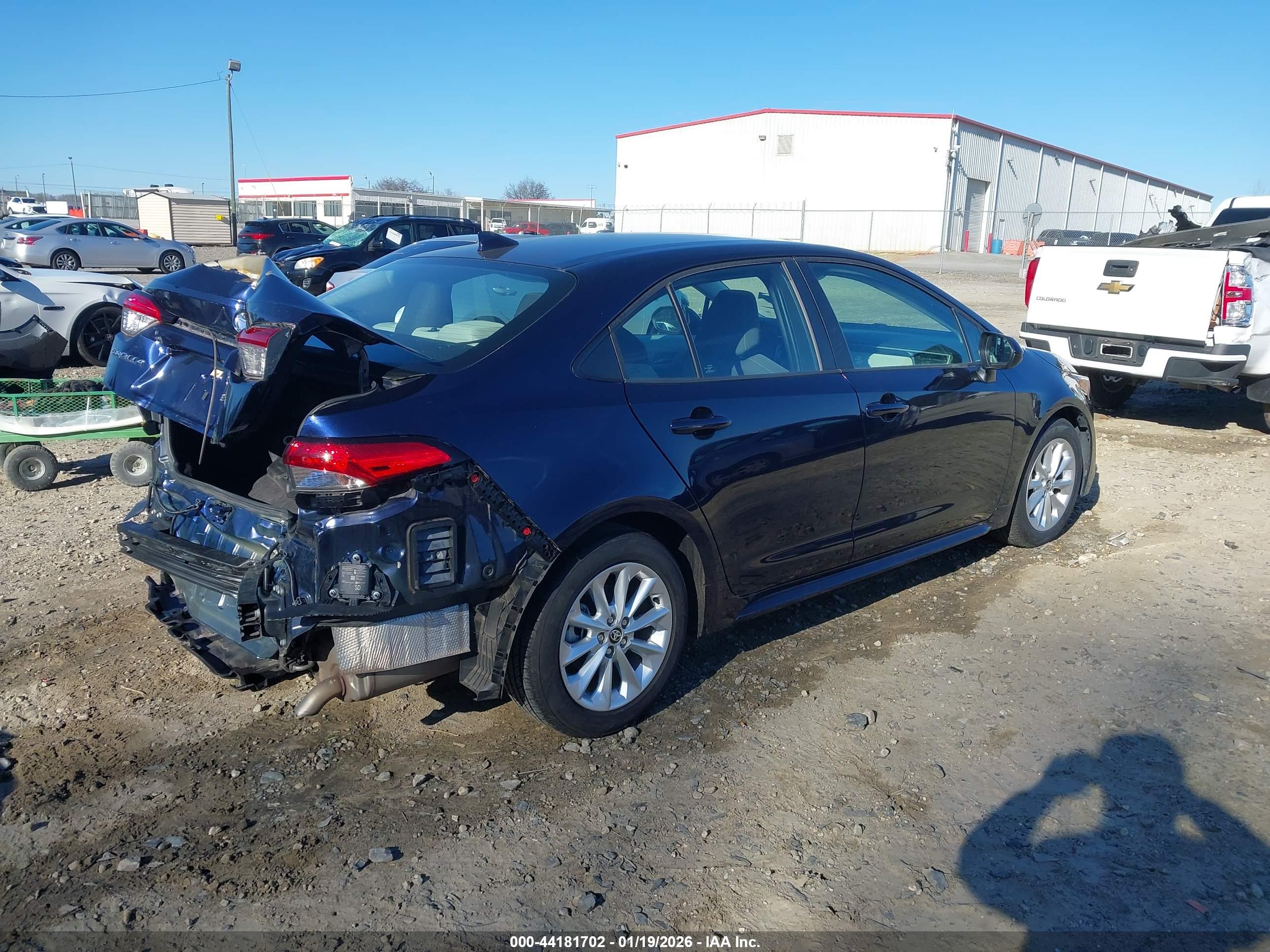 TOYOTA COROLLA image 4
