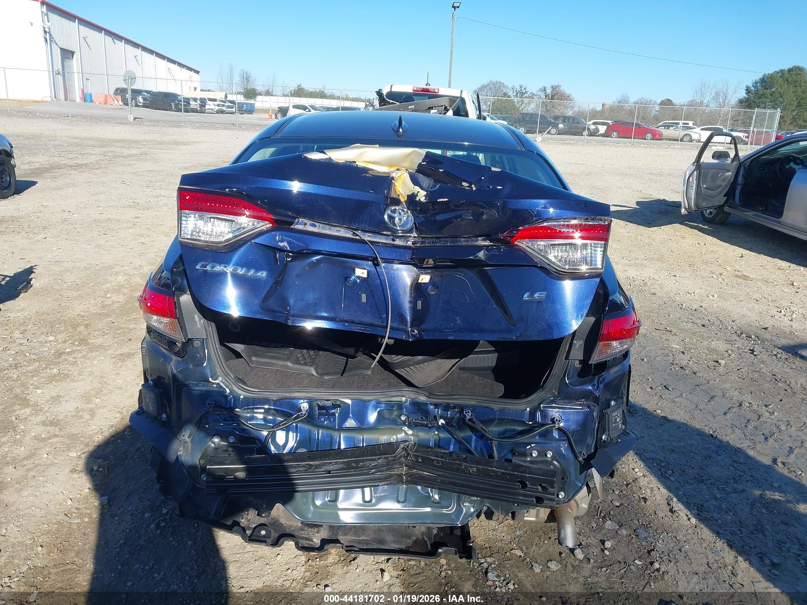 TOYOTA COROLLA image 6