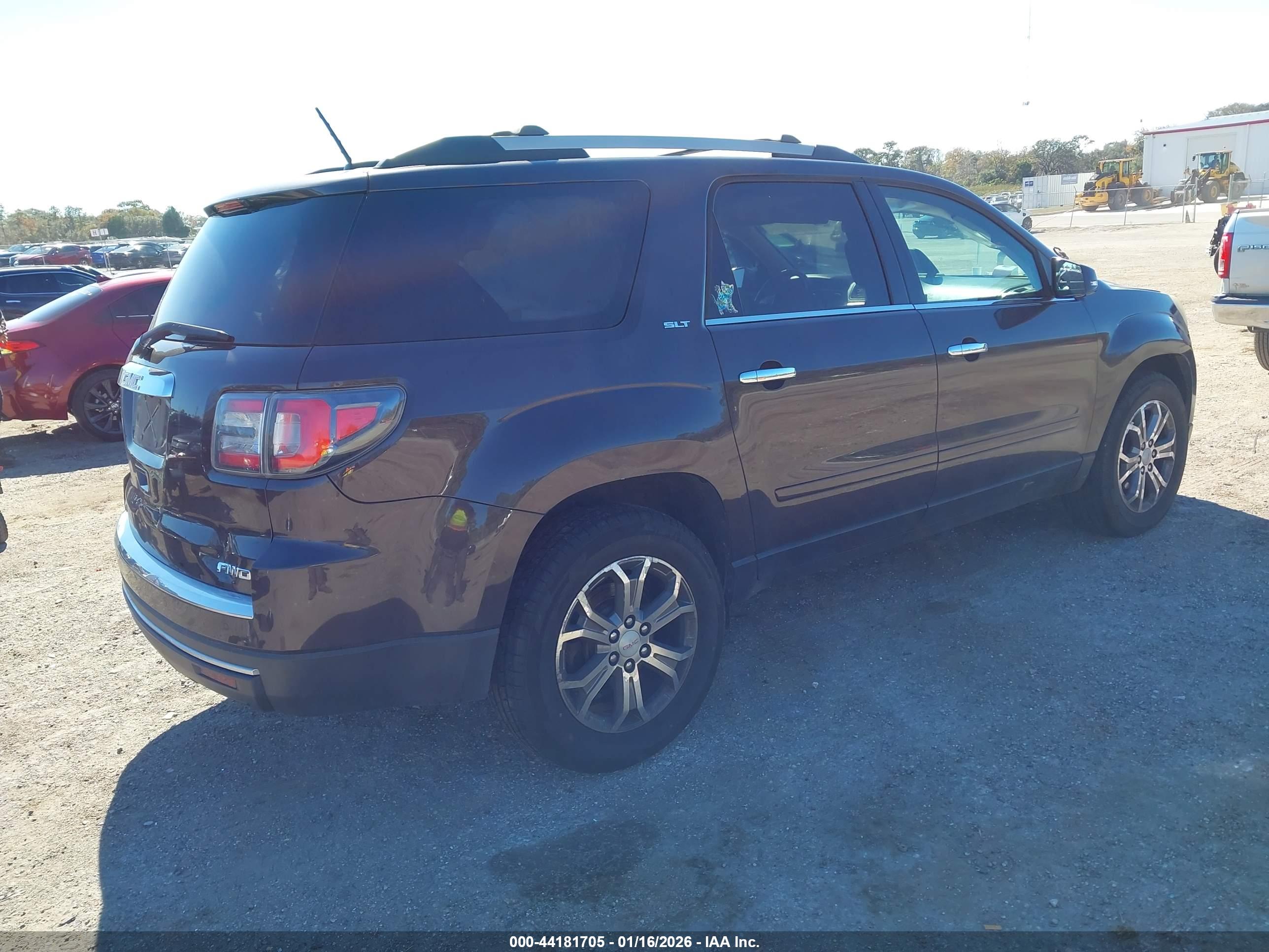 GMC ACADIA image 4