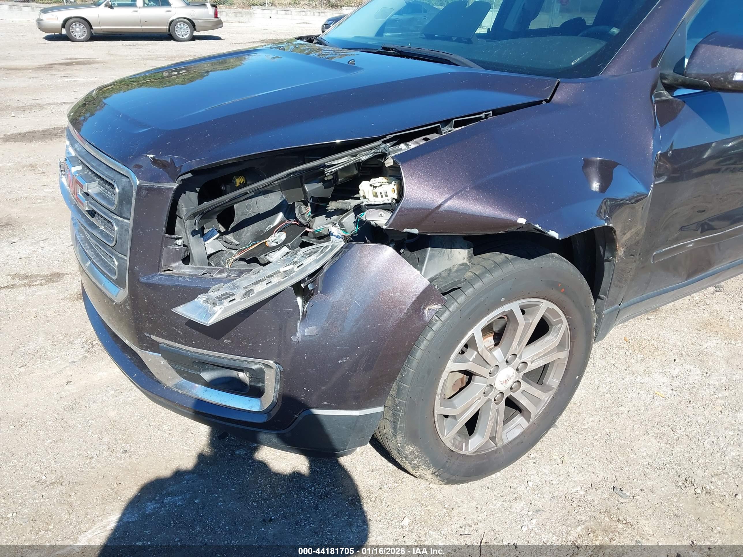 GMC ACADIA image 6