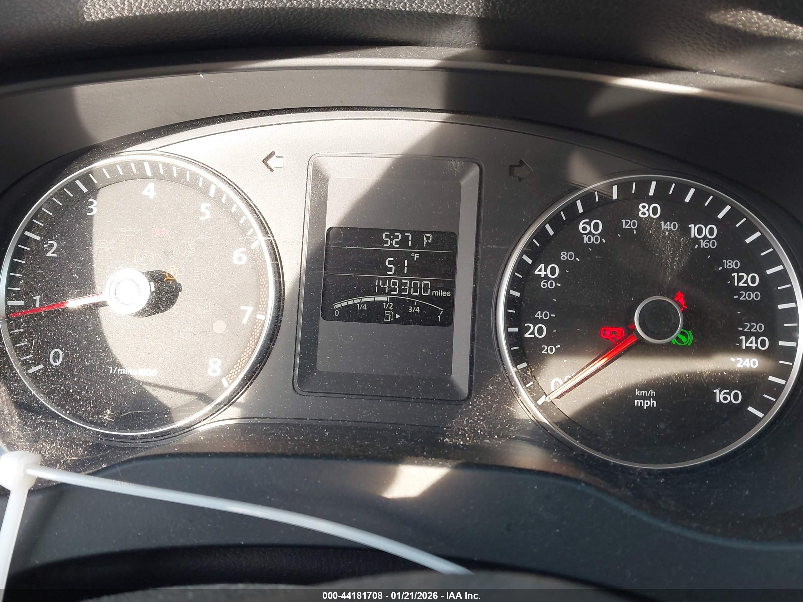 VOLKSWAGEN JETTA image 7