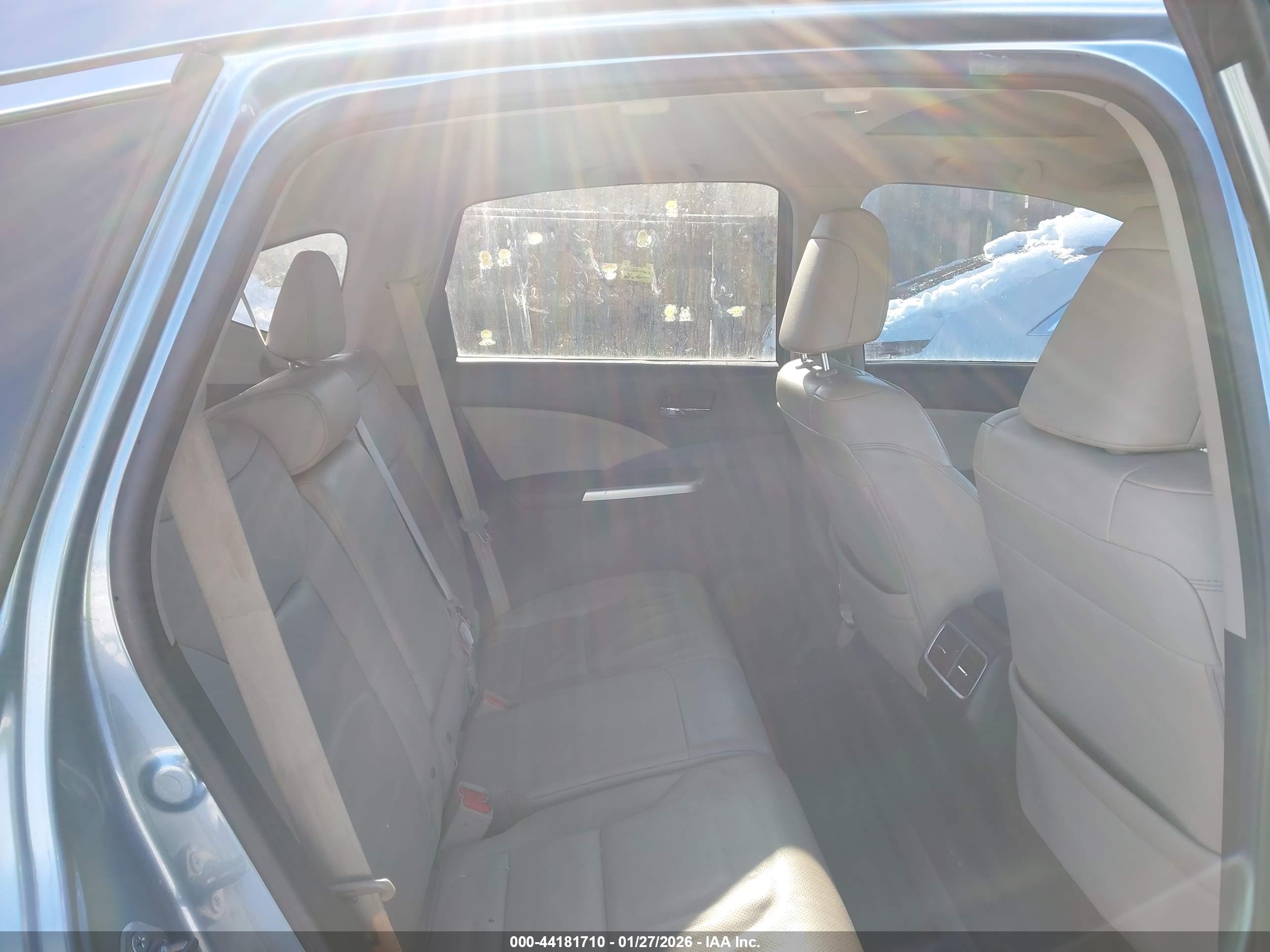 HONDA CR-V image 8