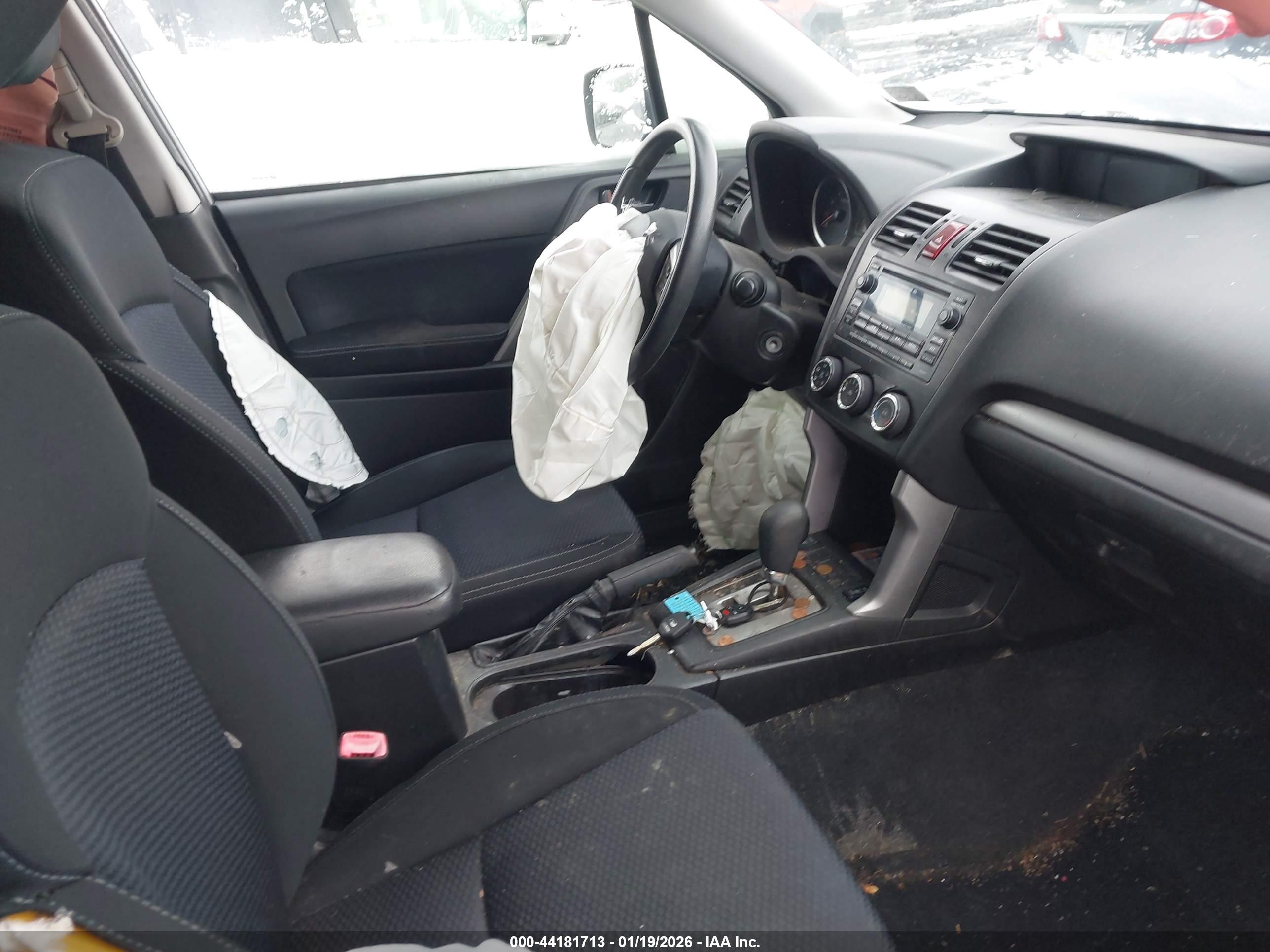 SUBARU FORESTER image 5