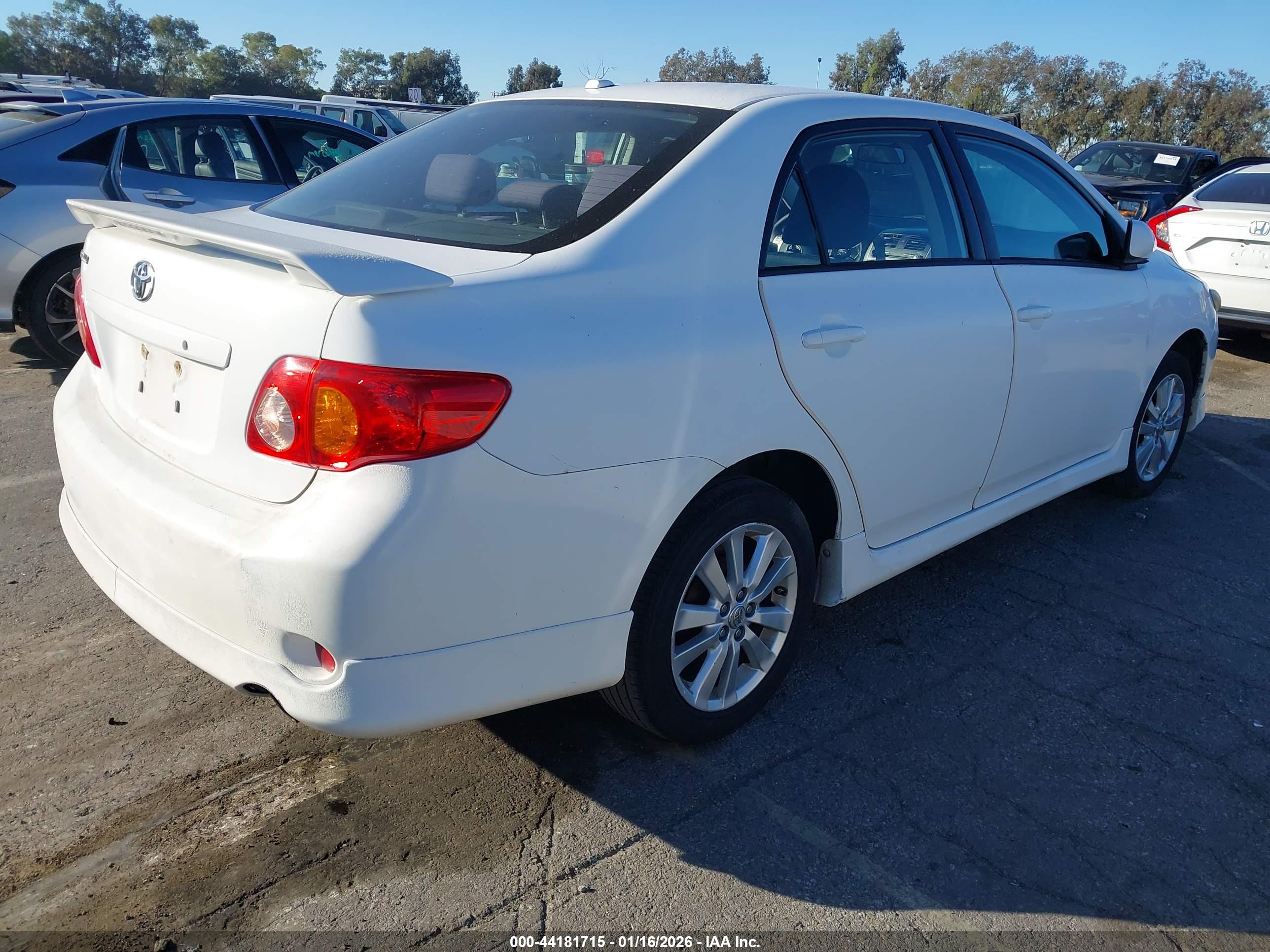 TOYOTA COROLLA image 4