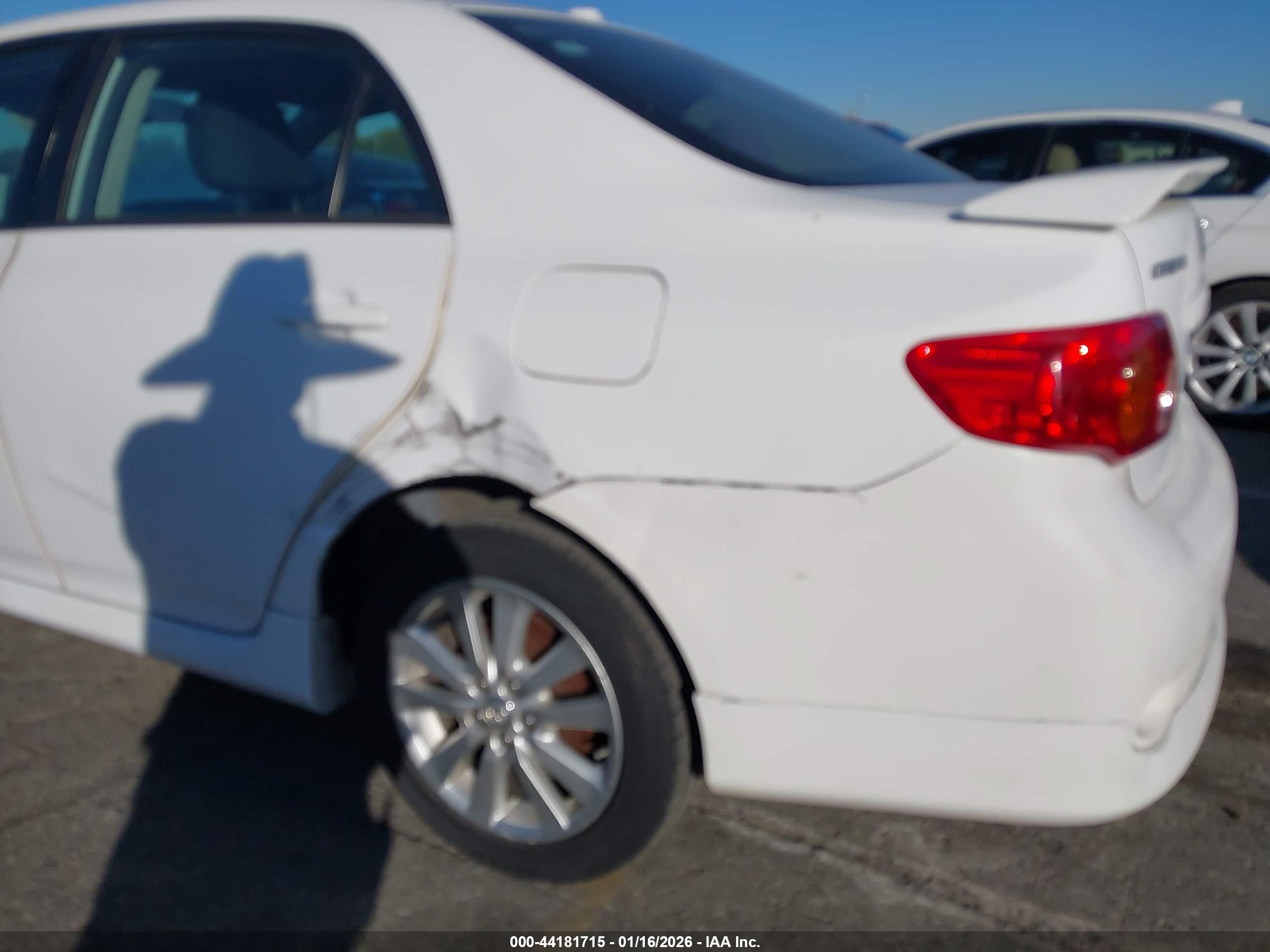 TOYOTA COROLLA image 6