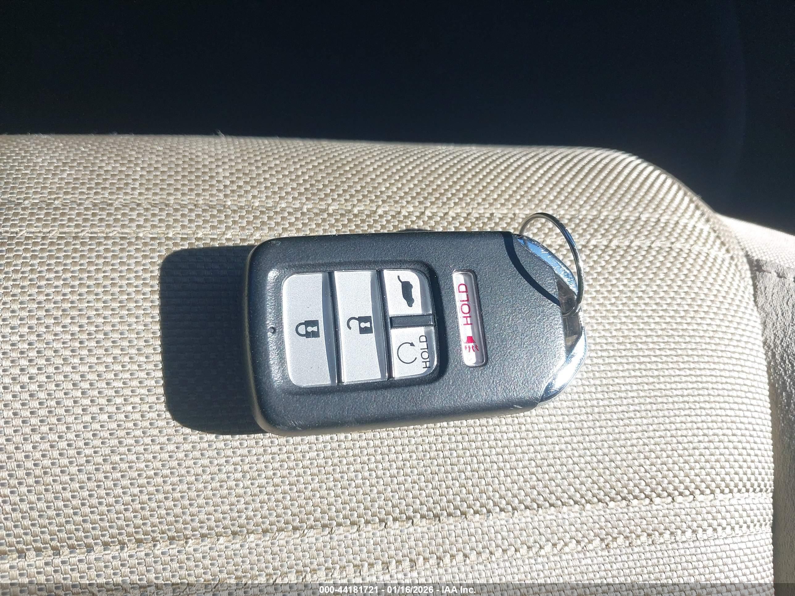 HONDA CR-V image 11