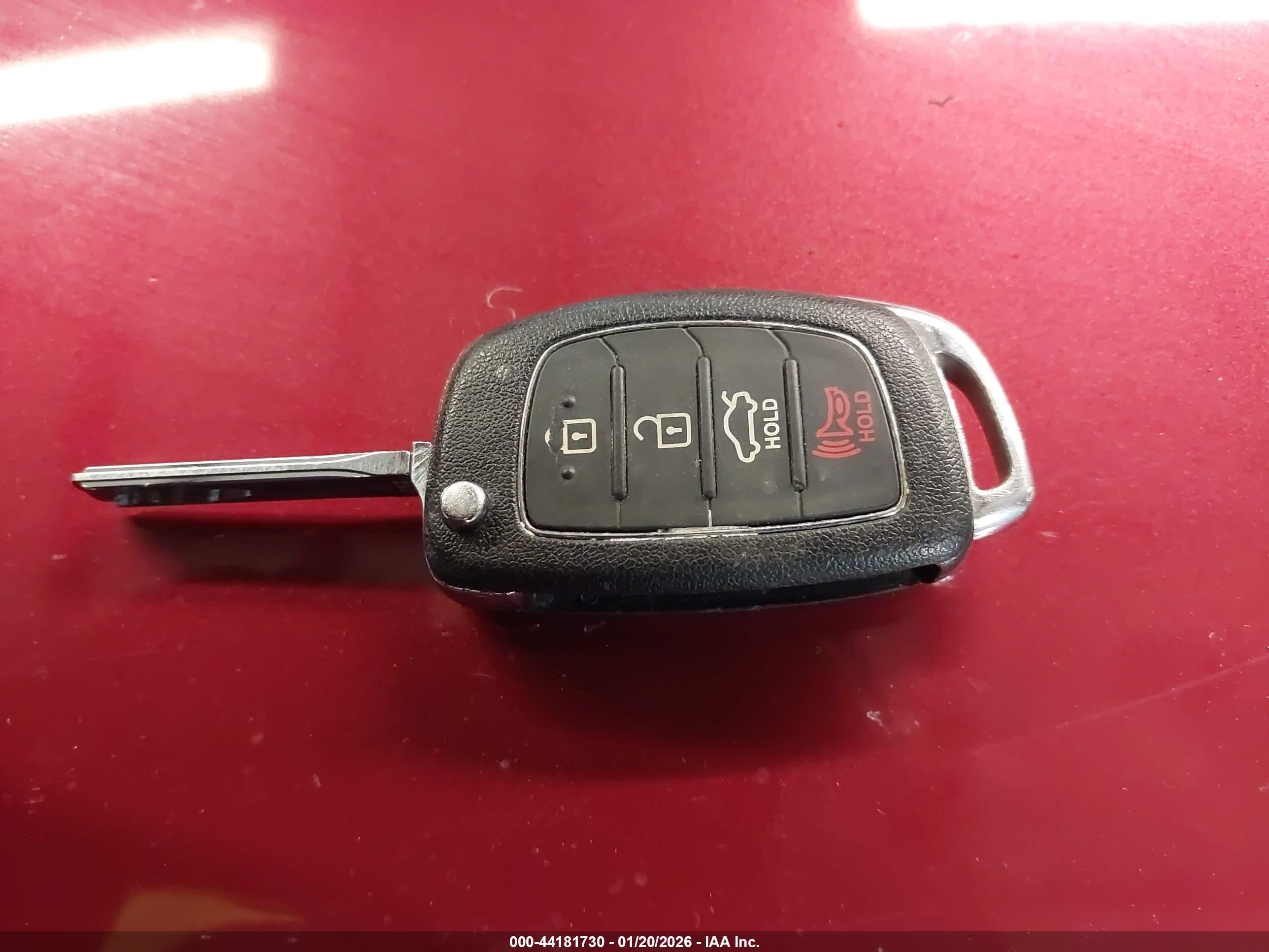 HYUNDAI SONATA image 11