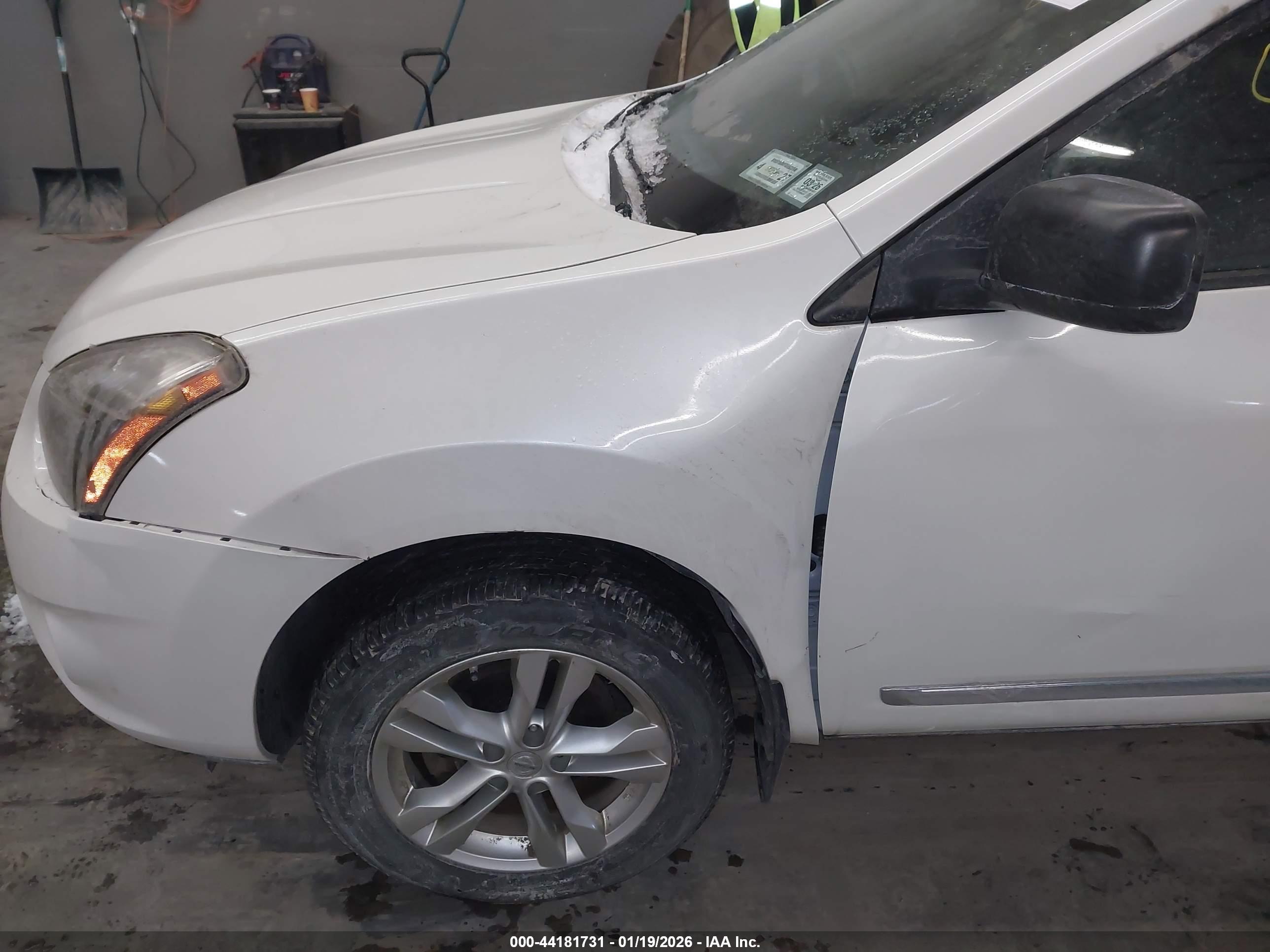 NISSAN ROGUE image 6