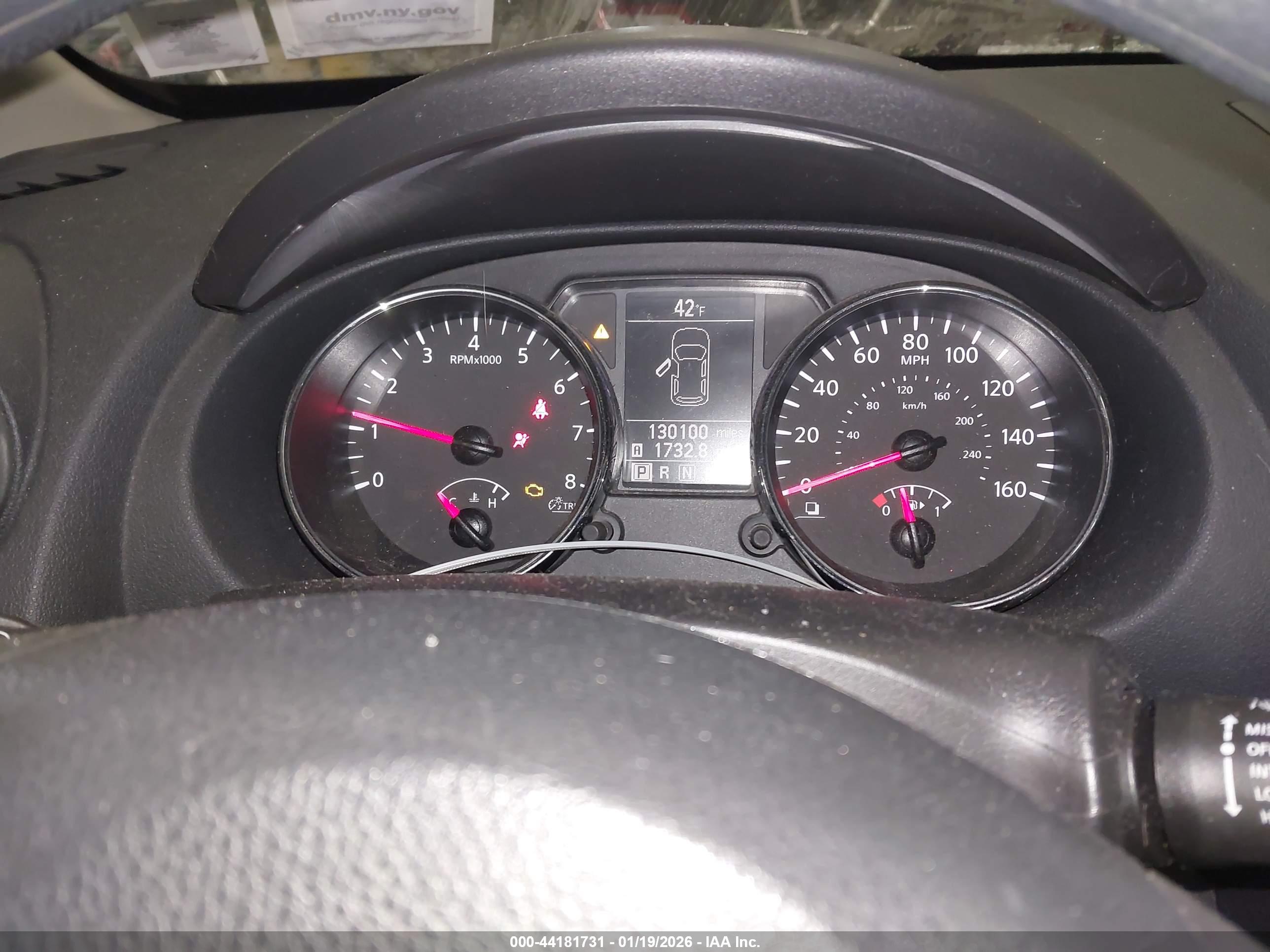 NISSAN ROGUE image 7