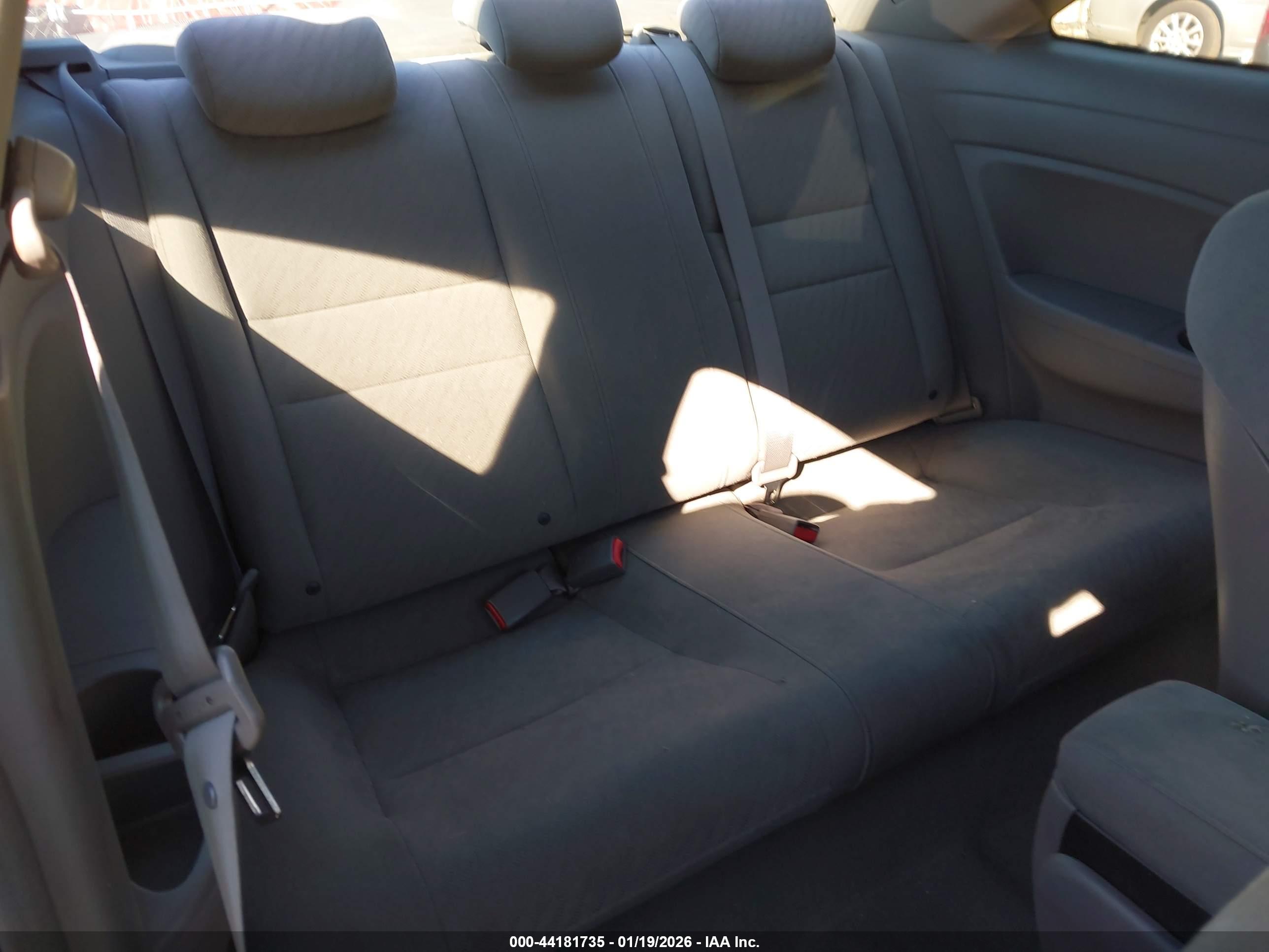 HONDA CIVIC image 8