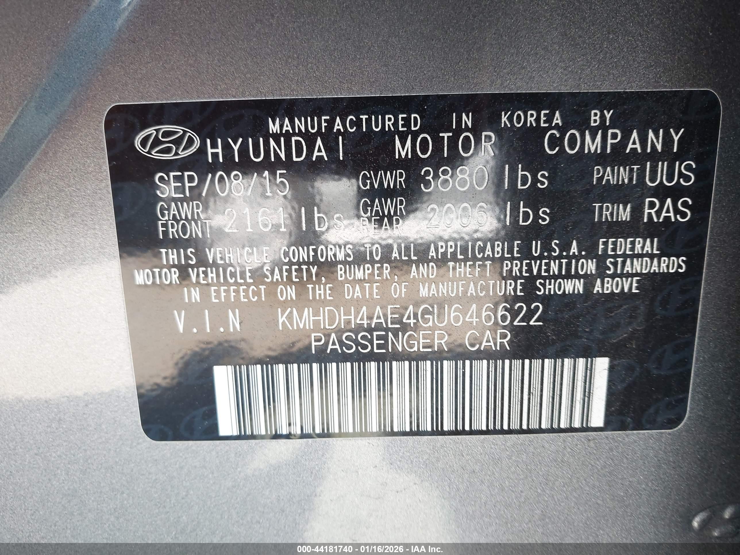 HYUNDAI ELANTRA image 9