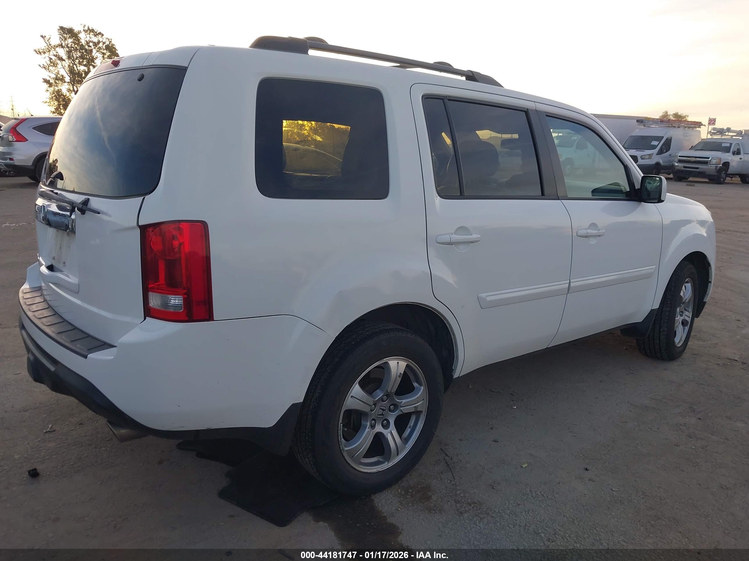 HONDA PILOT image 4