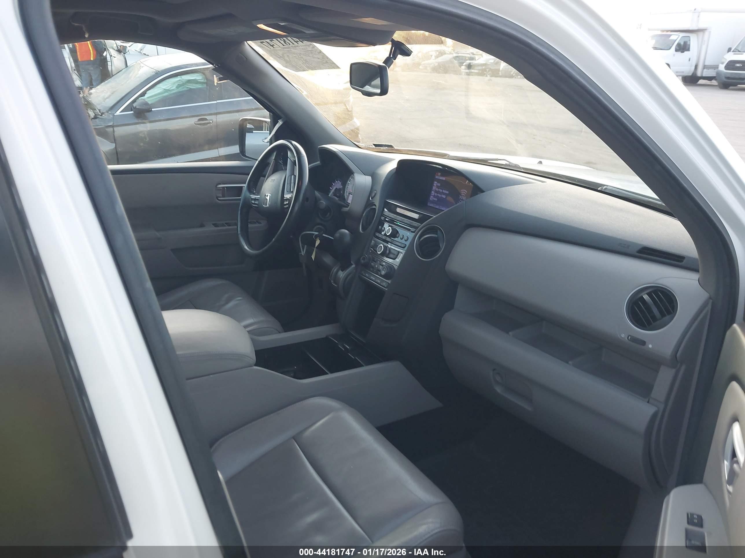 HONDA PILOT image 5