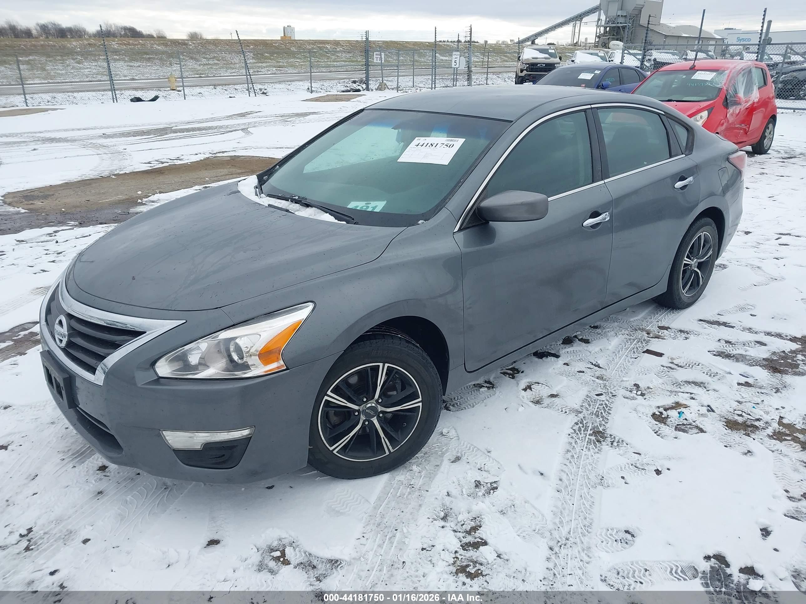 NISSAN ALTIMA image 2