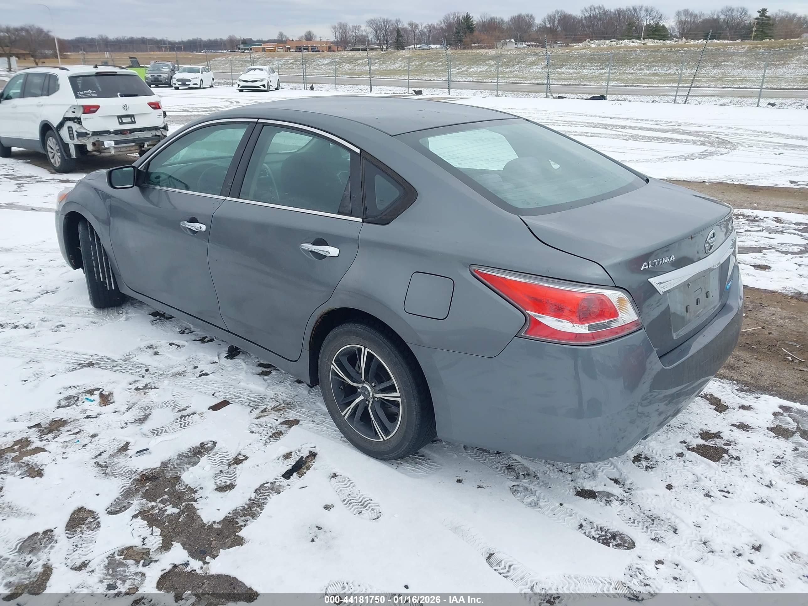 NISSAN ALTIMA image 3