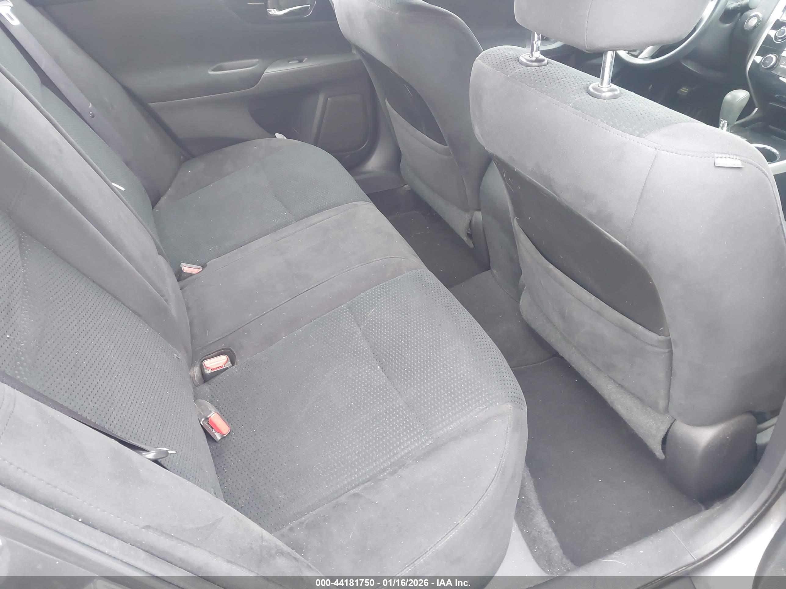NISSAN ALTIMA image 8