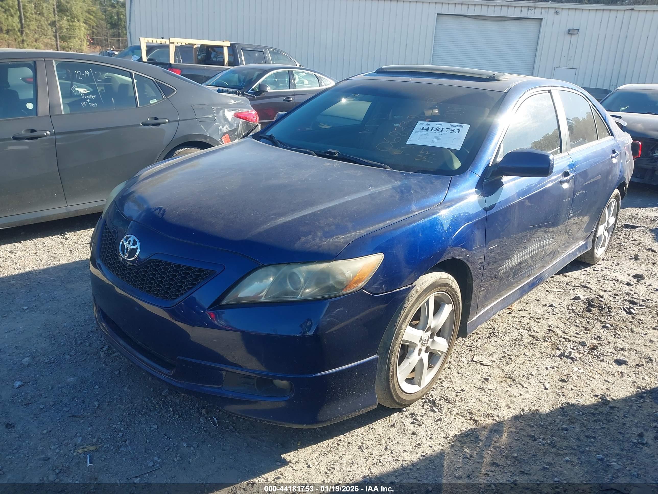 TOYOTA CAMRY image 2