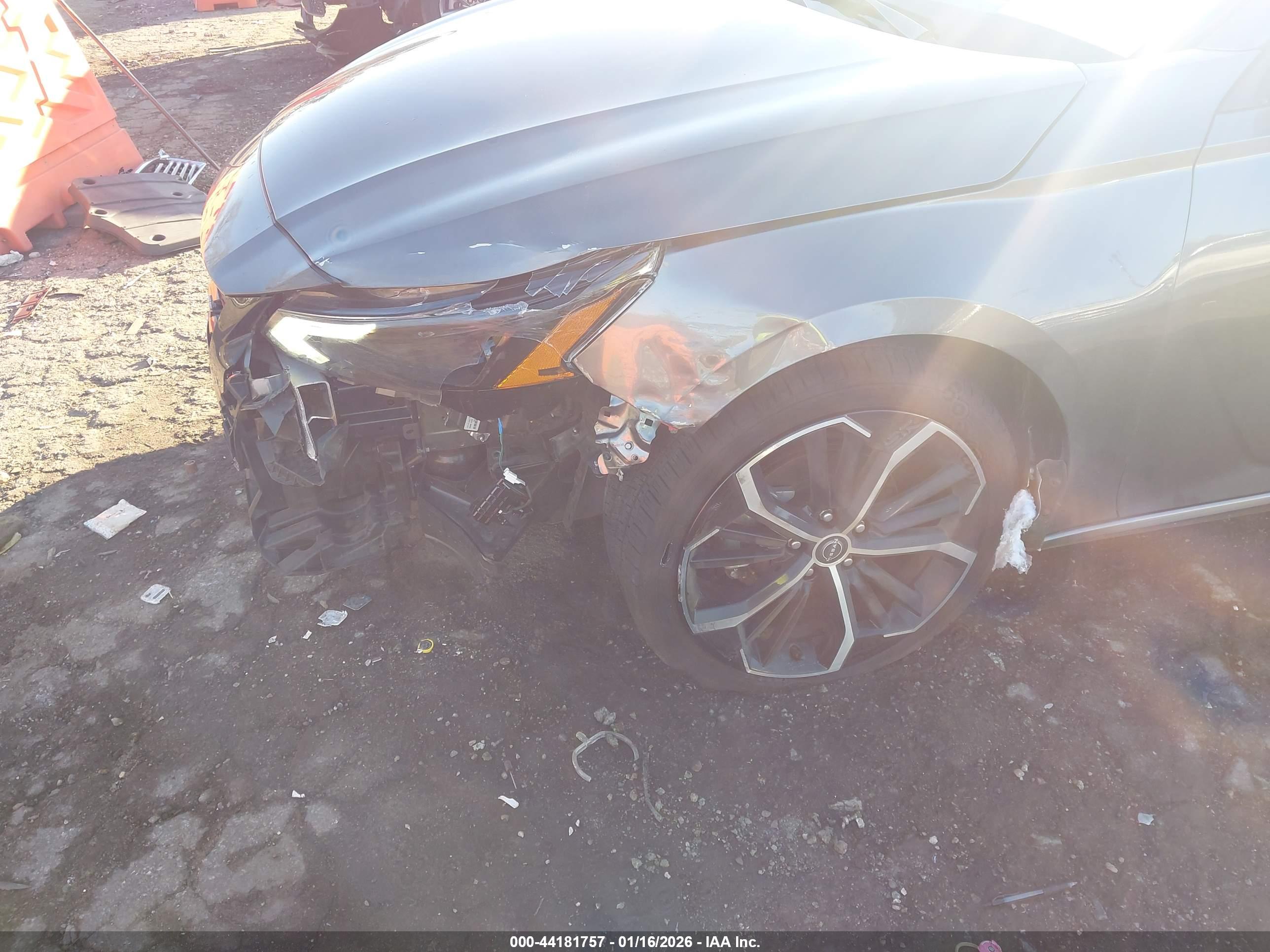 NISSAN ALTIMA image 6