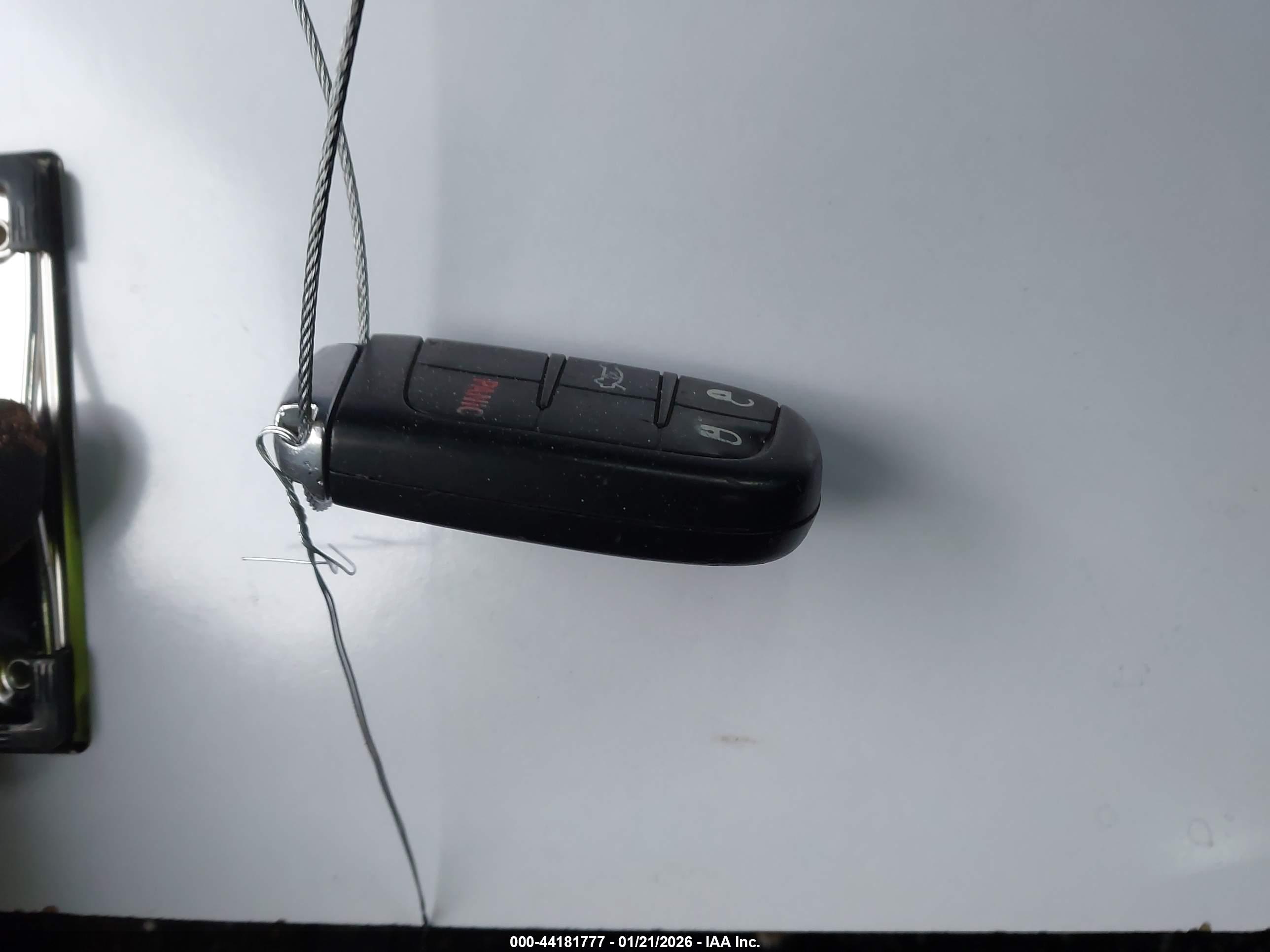 DODGE CHALLENGER image 11