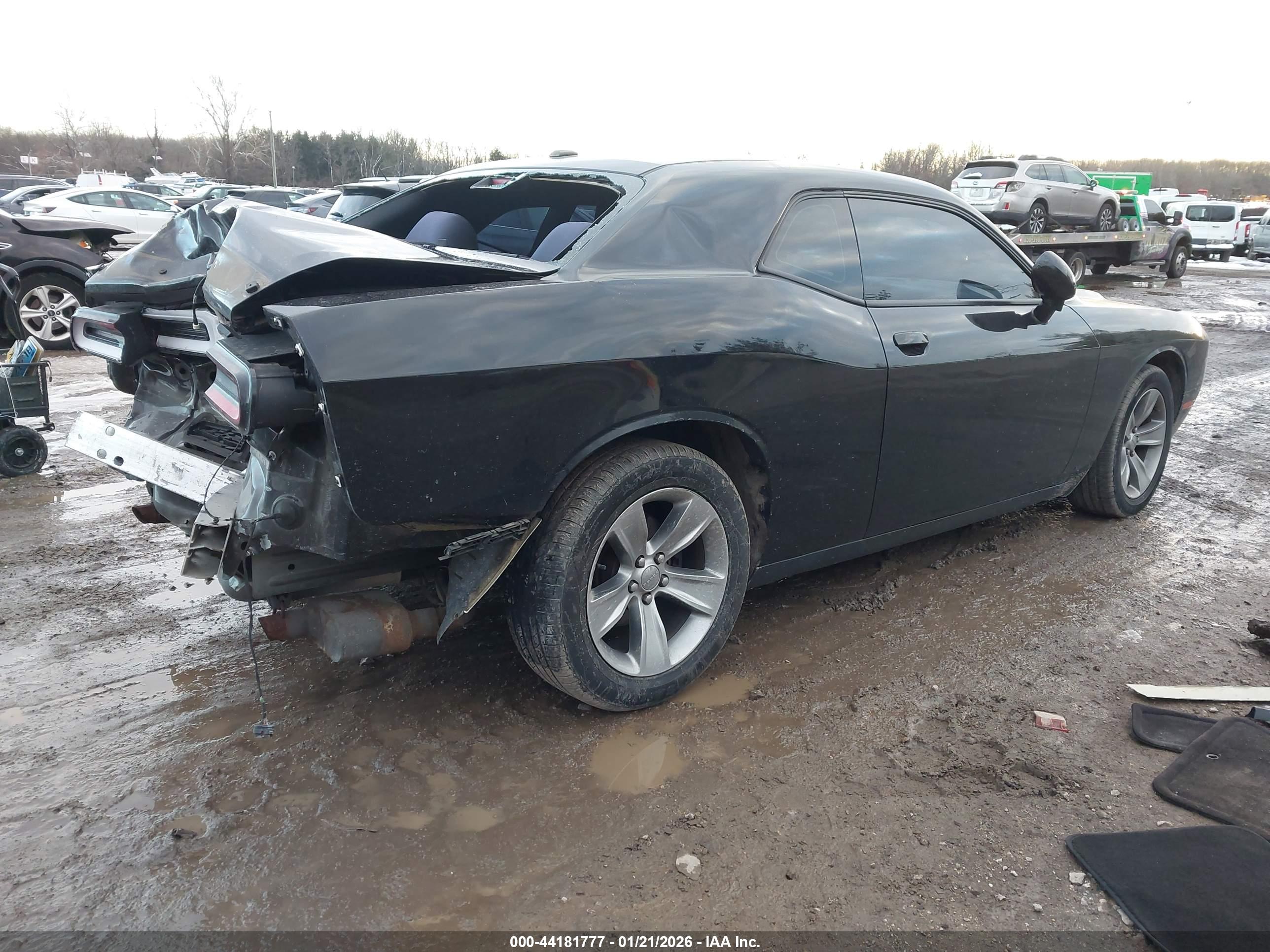 DODGE CHALLENGER image 4