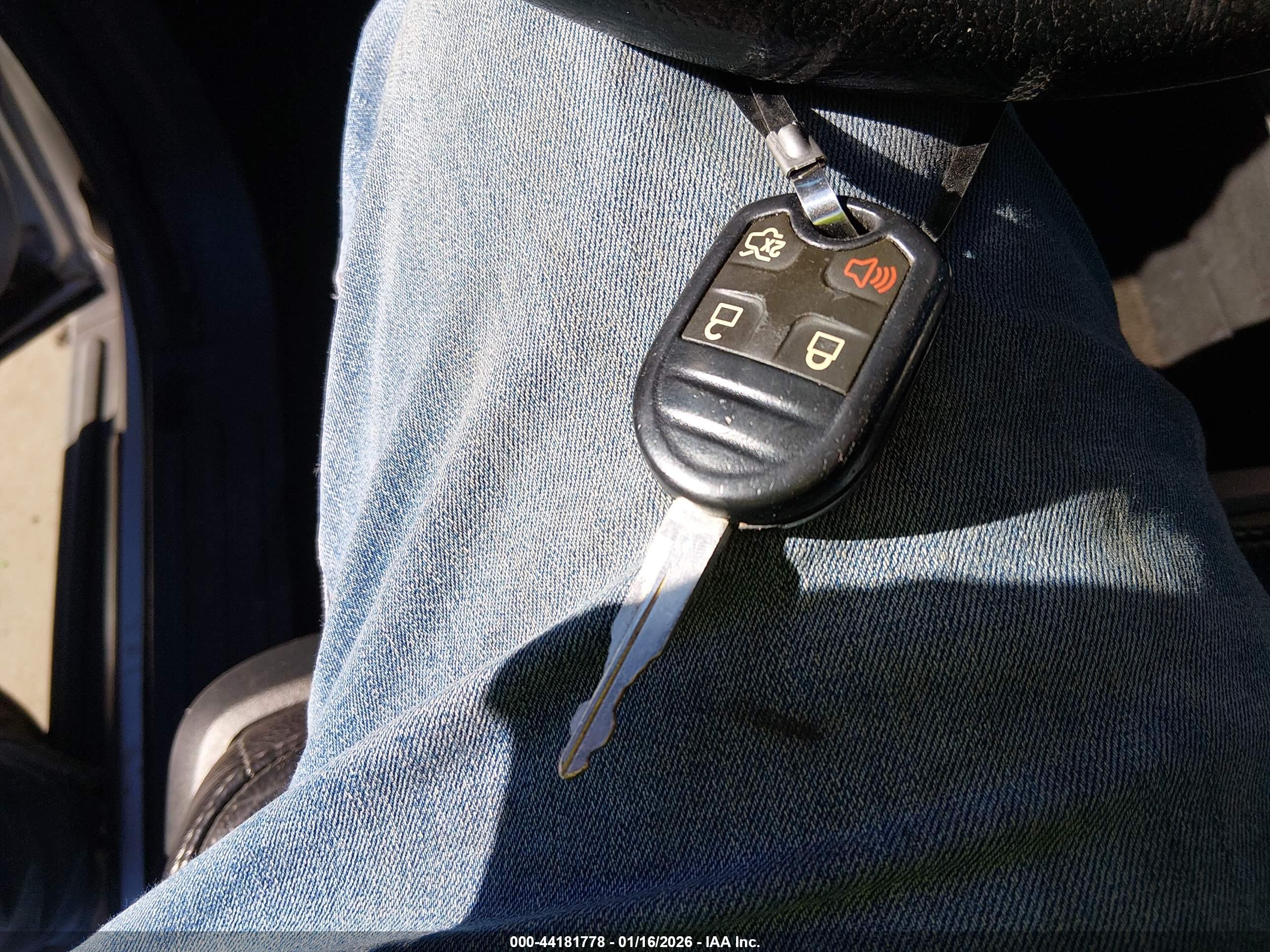 FORD EXPEDITION image 11