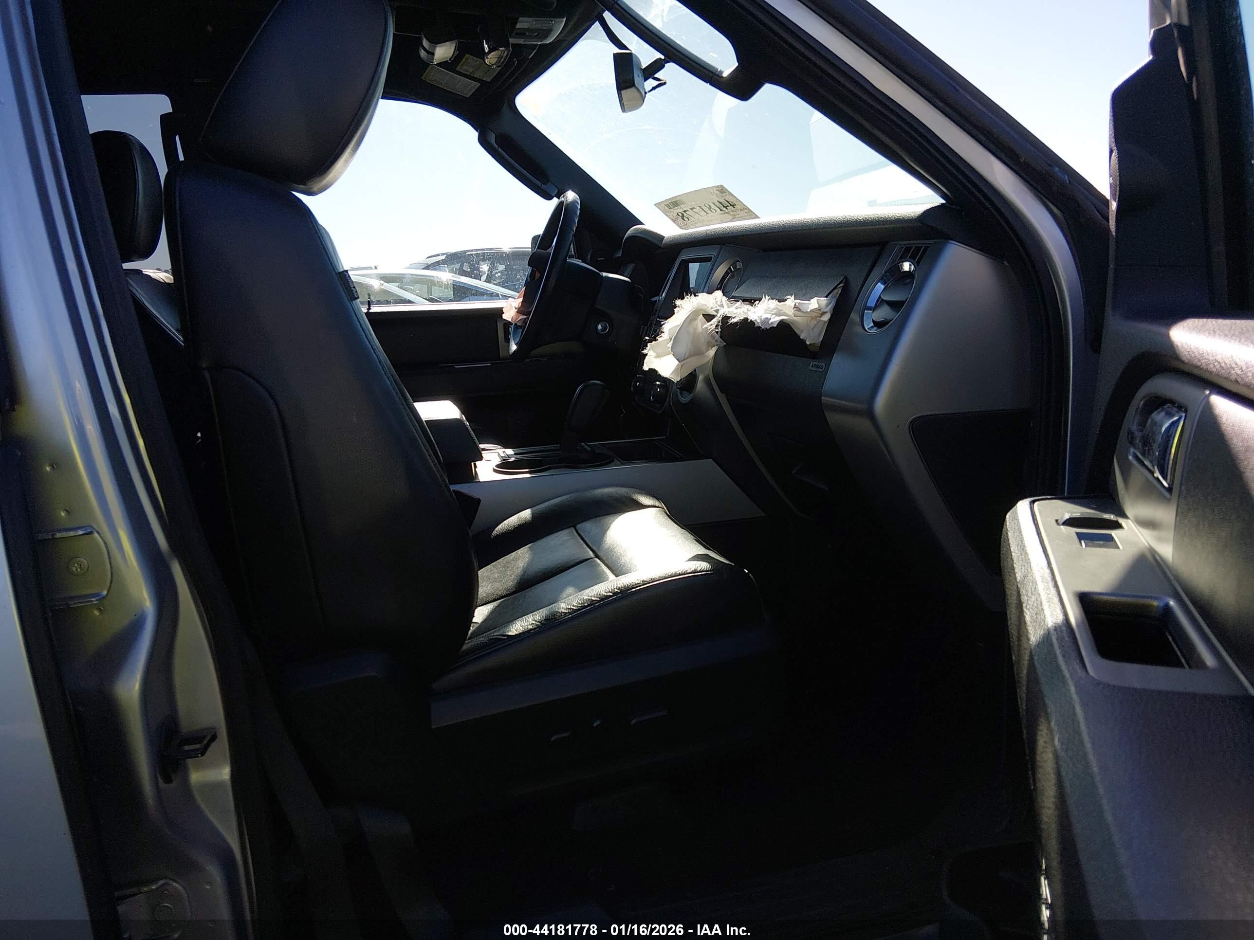 FORD EXPEDITION image 5