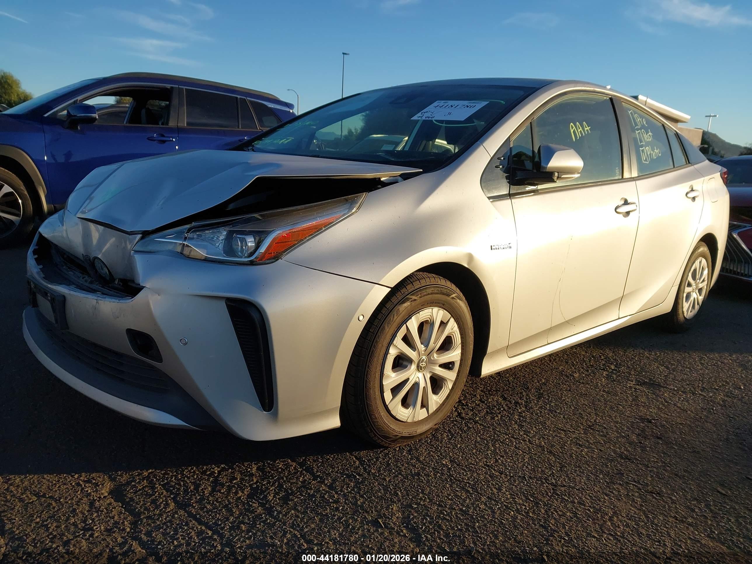 TOYOTA PRIUS image 2
