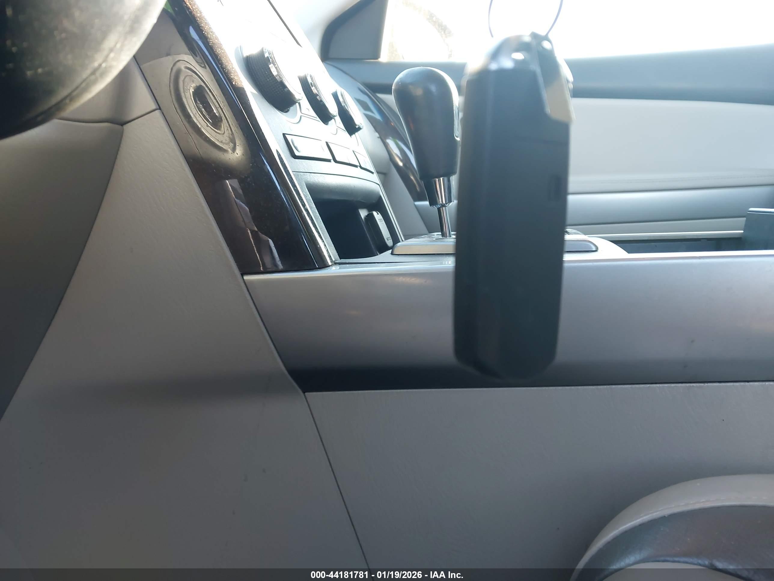 MAZDA CX-9 image 11
