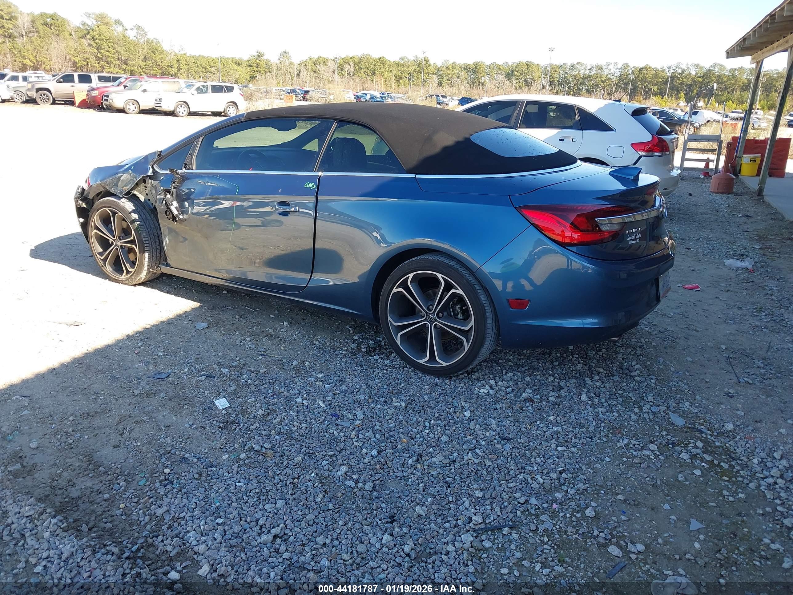 BUICK CASCADA image 3