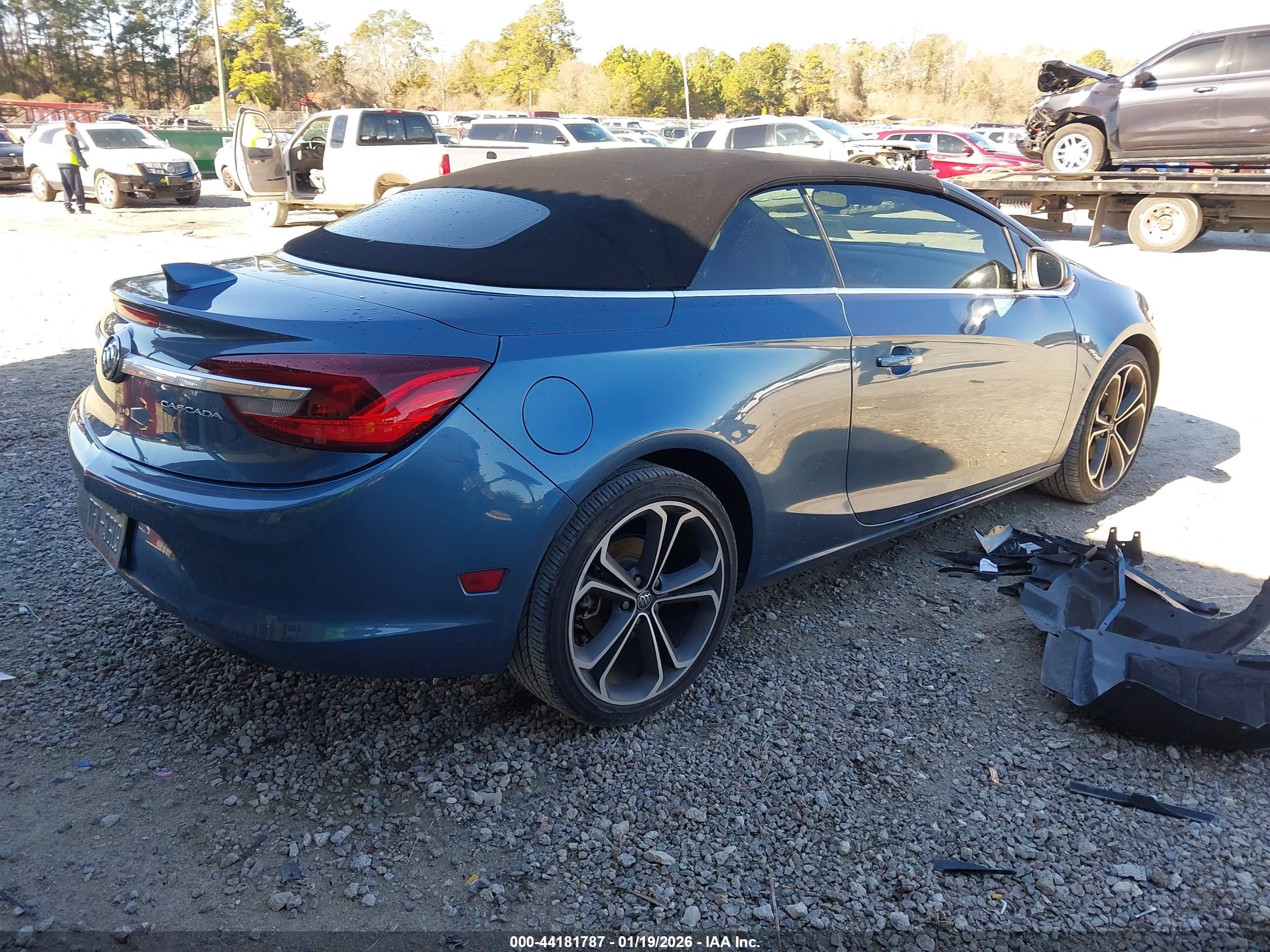 BUICK CASCADA image 4