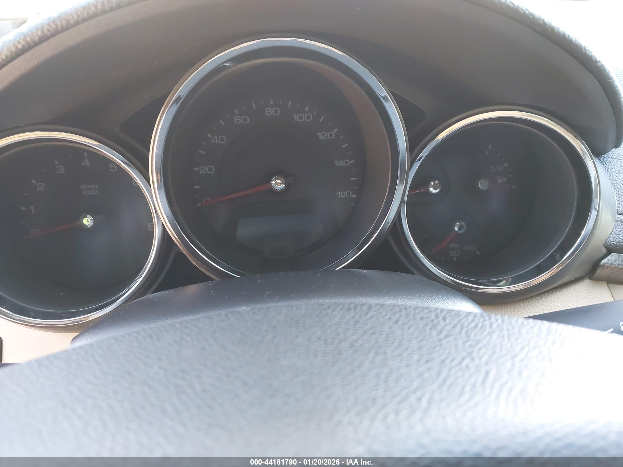 CADILLAC CTS image 7
