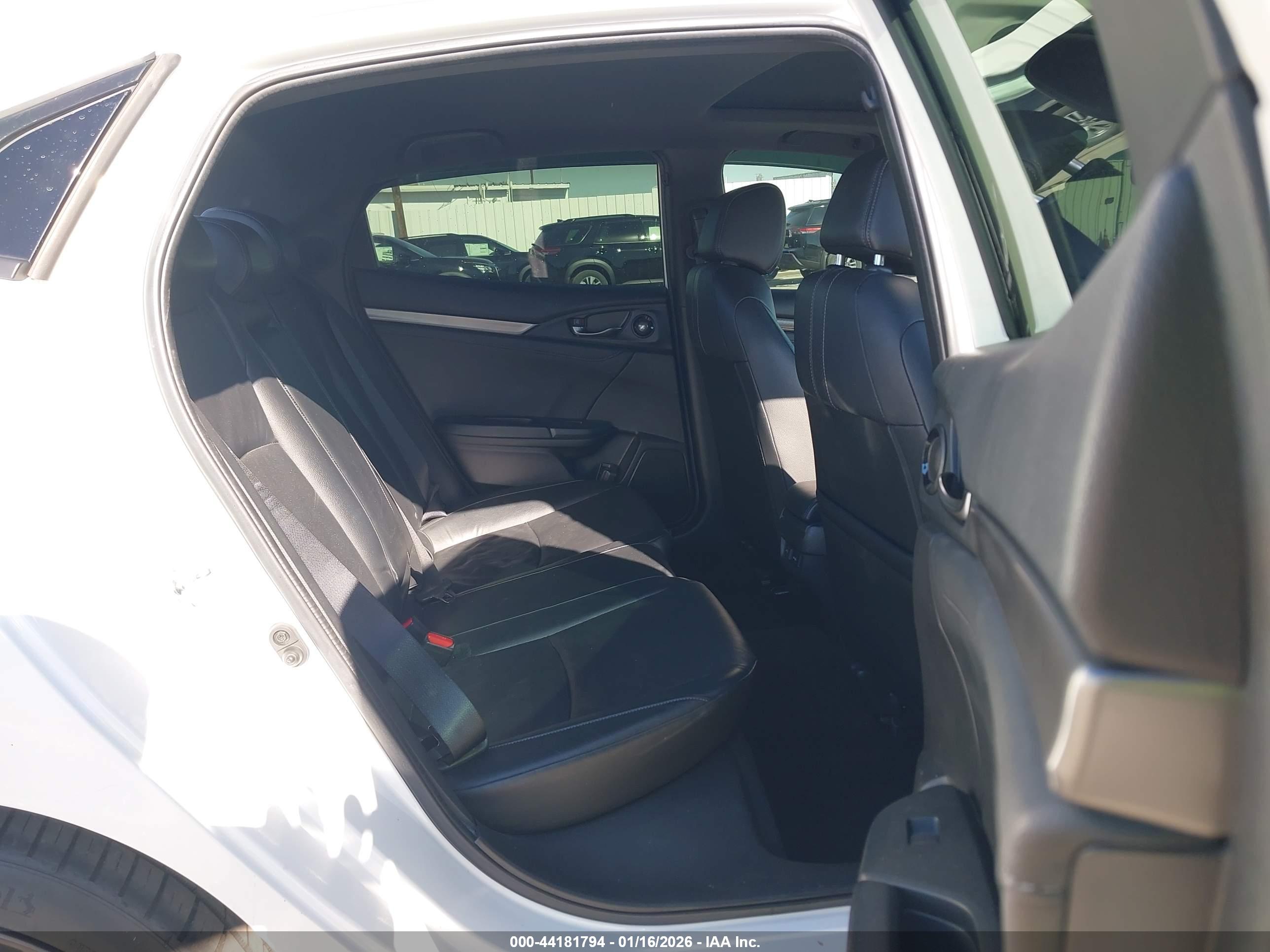 HONDA CIVIC image 8