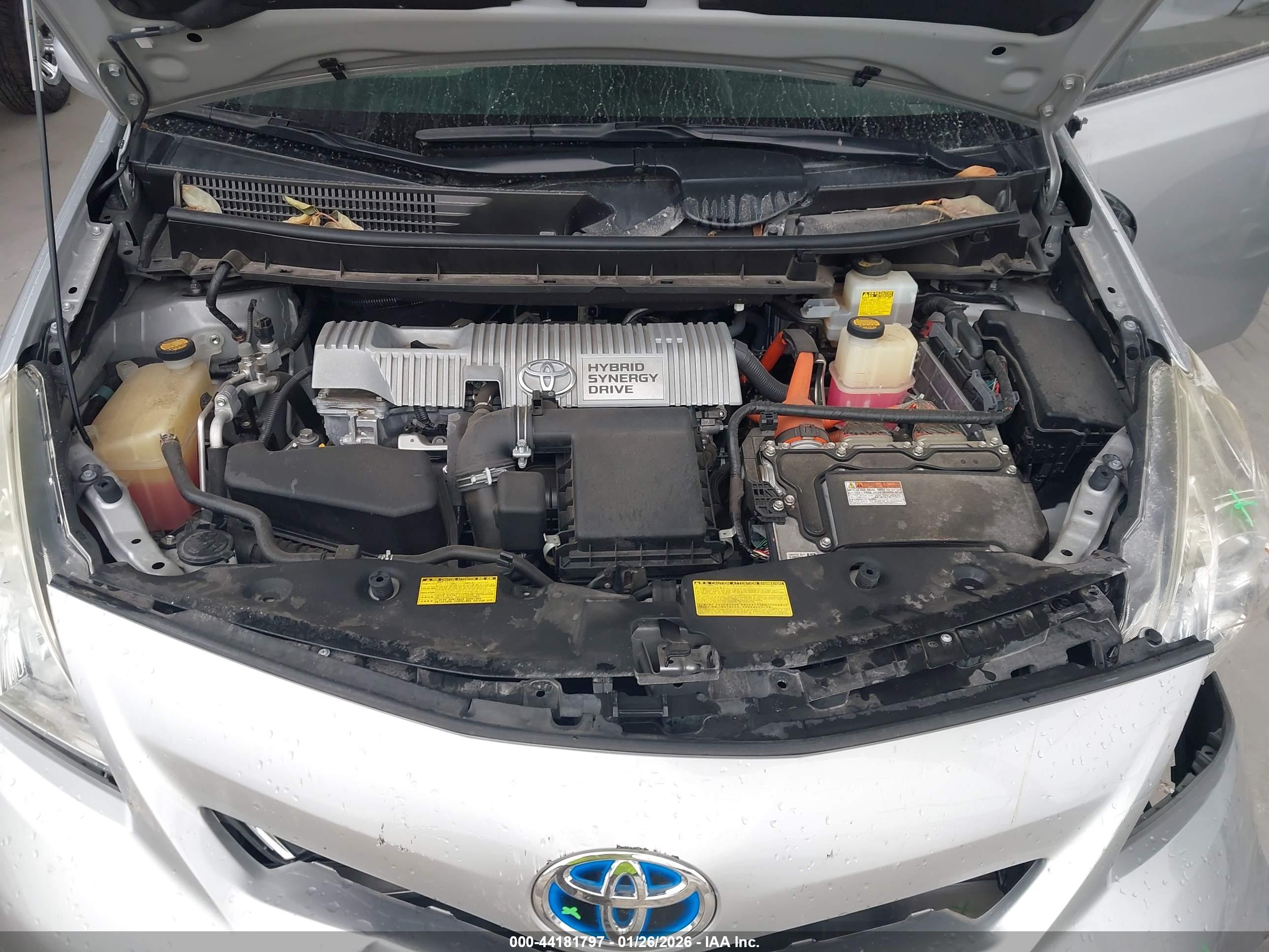 TOYOTA PRIUS image 10
