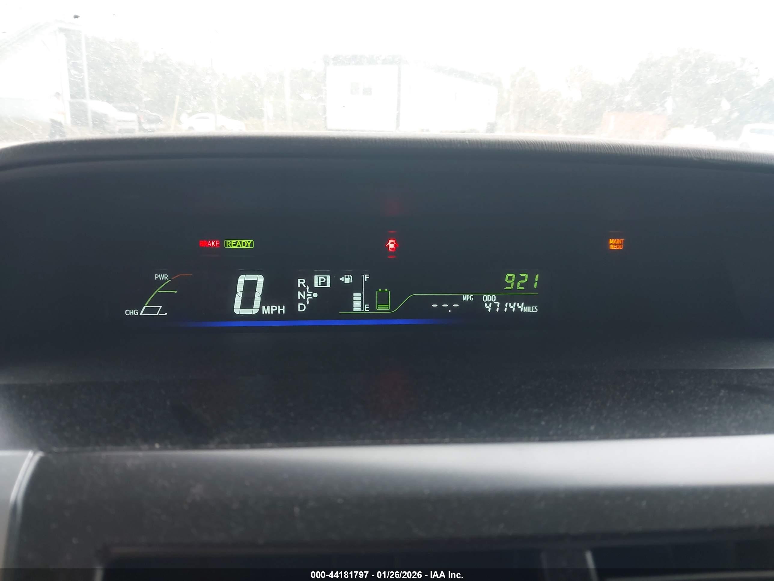 TOYOTA PRIUS image 7