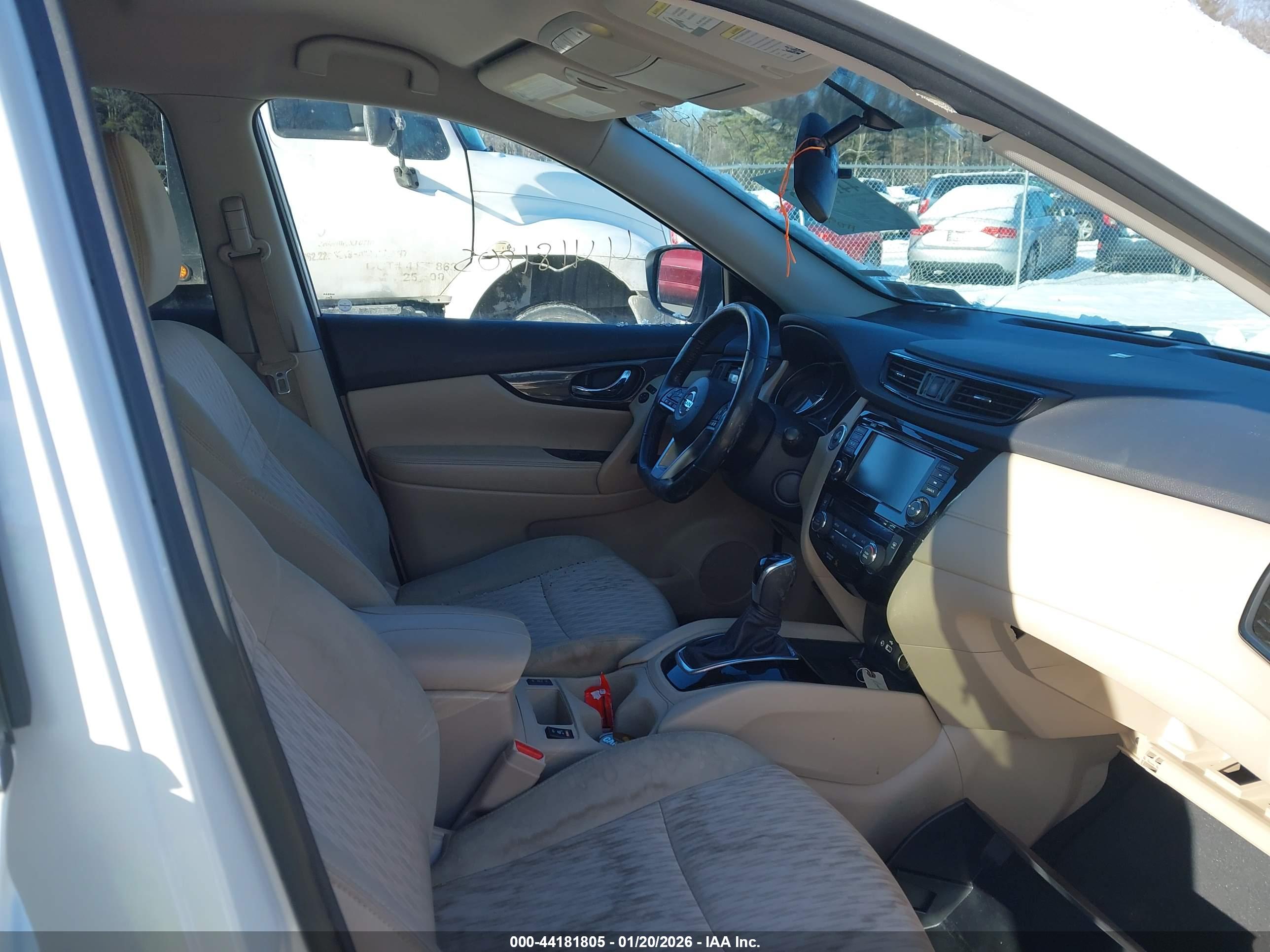NISSAN ROGUE image 5