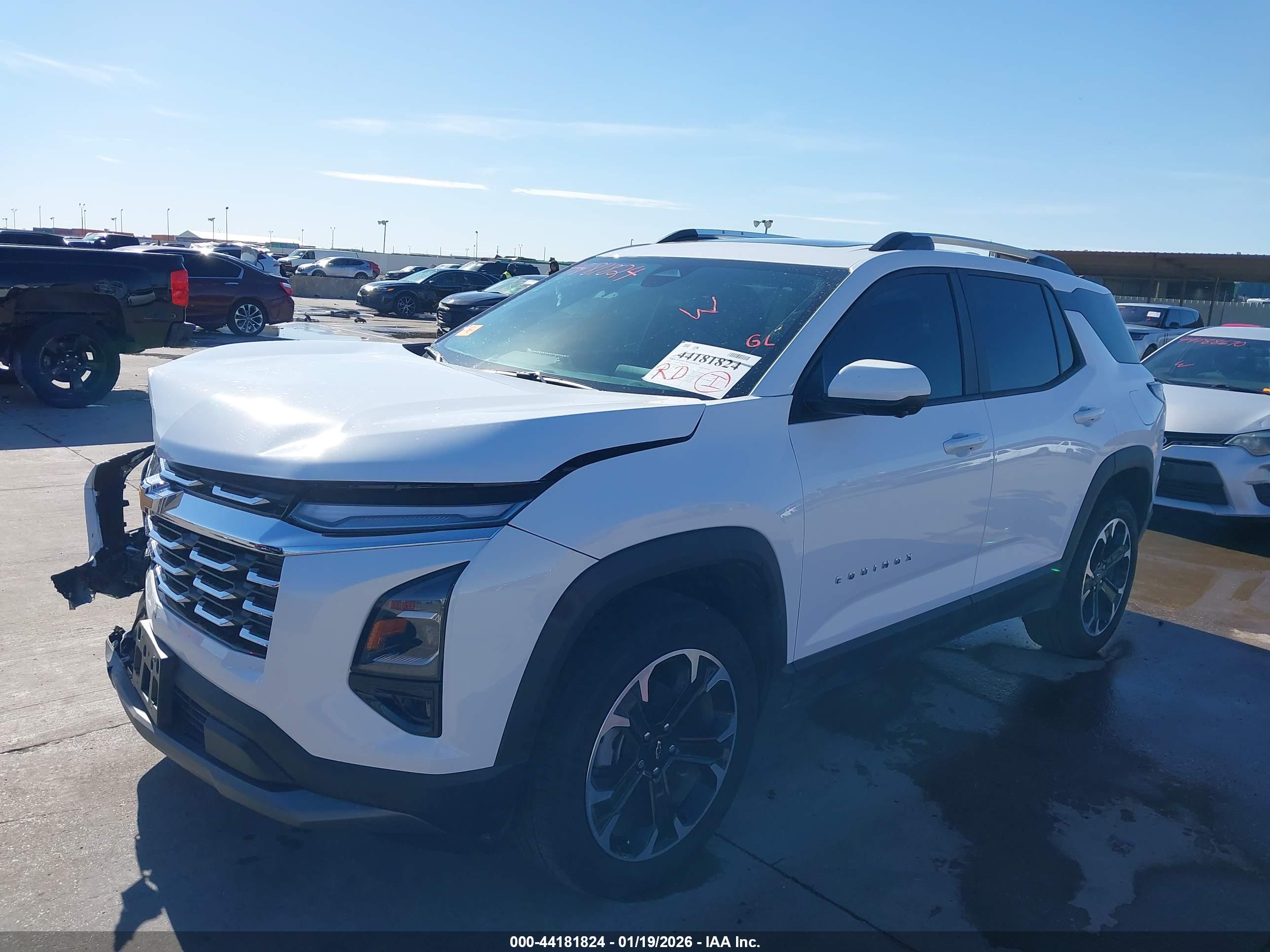 CHEVROLET EQUINOX image 2