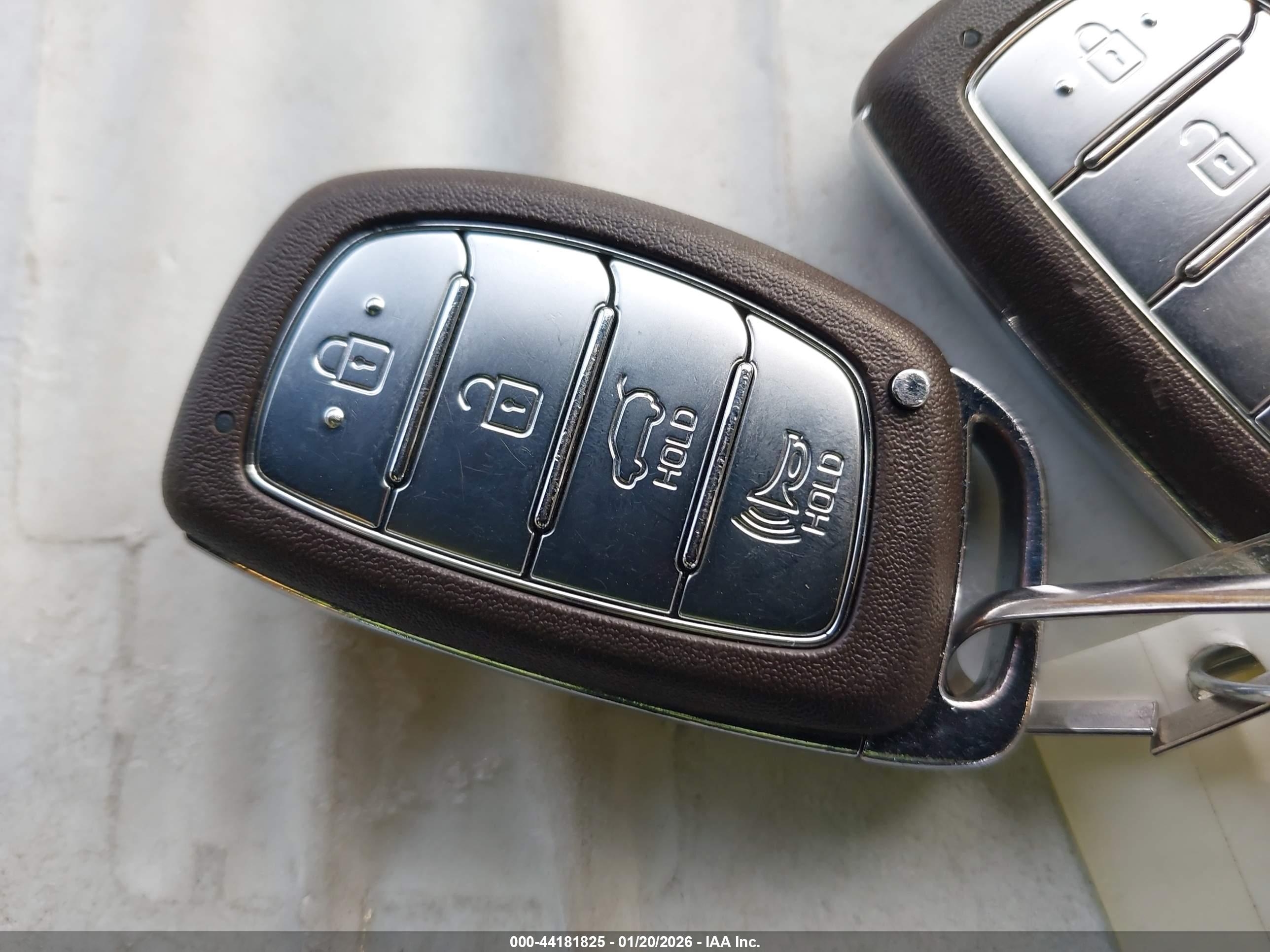 HYUNDAI IONIQ image 11