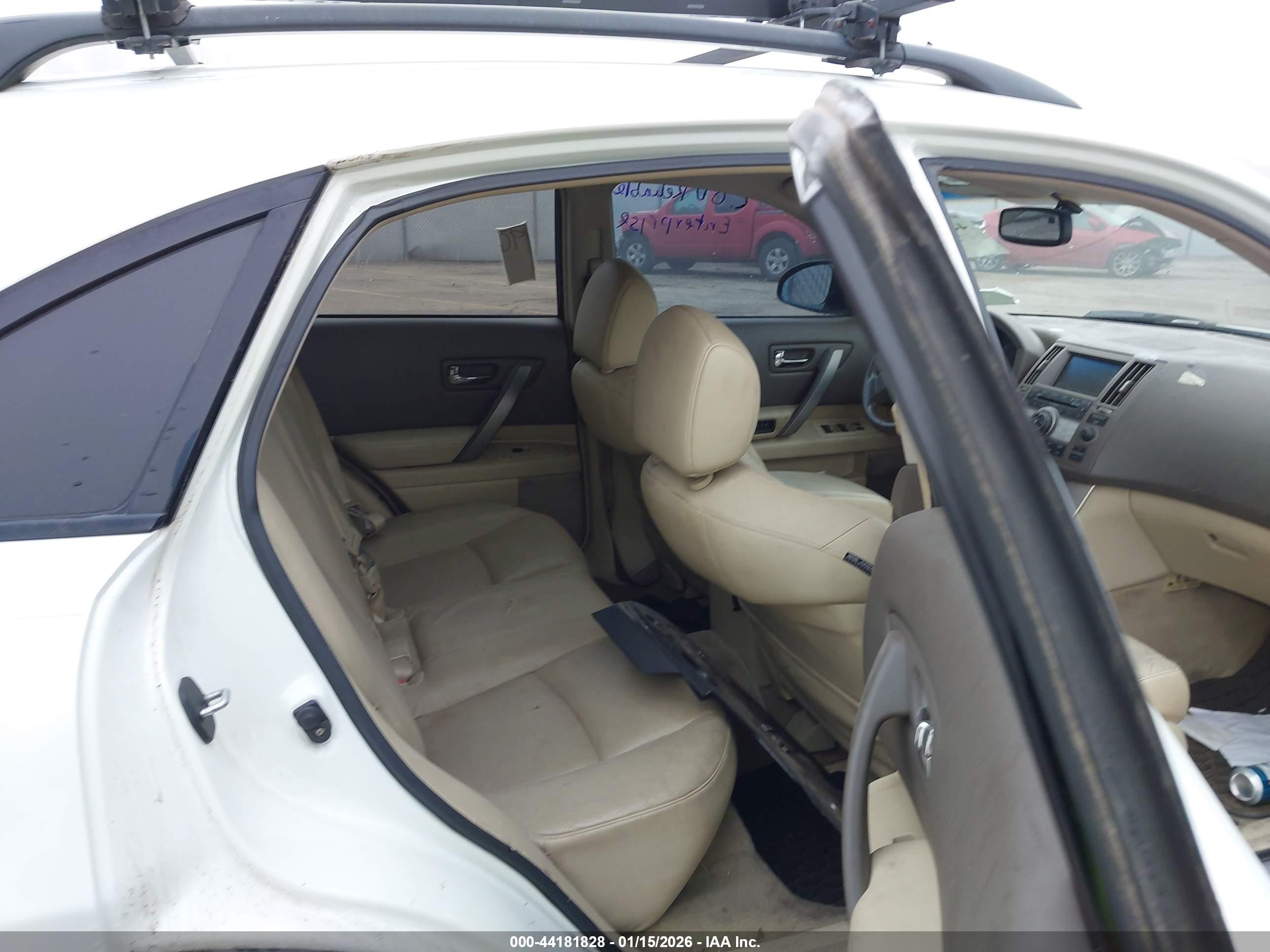 INFINITI FX35 image 8