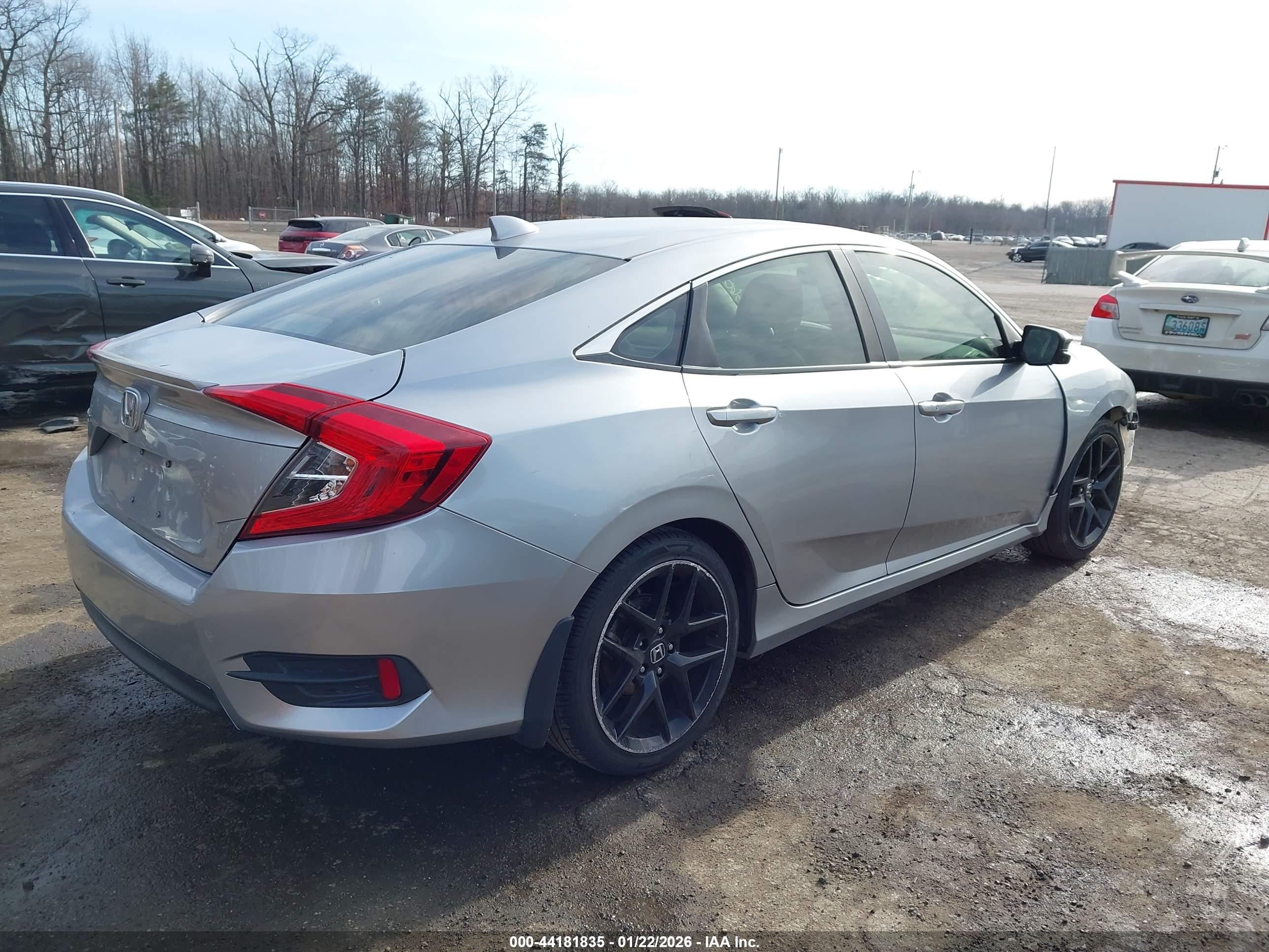 HONDA CIVIC image 4