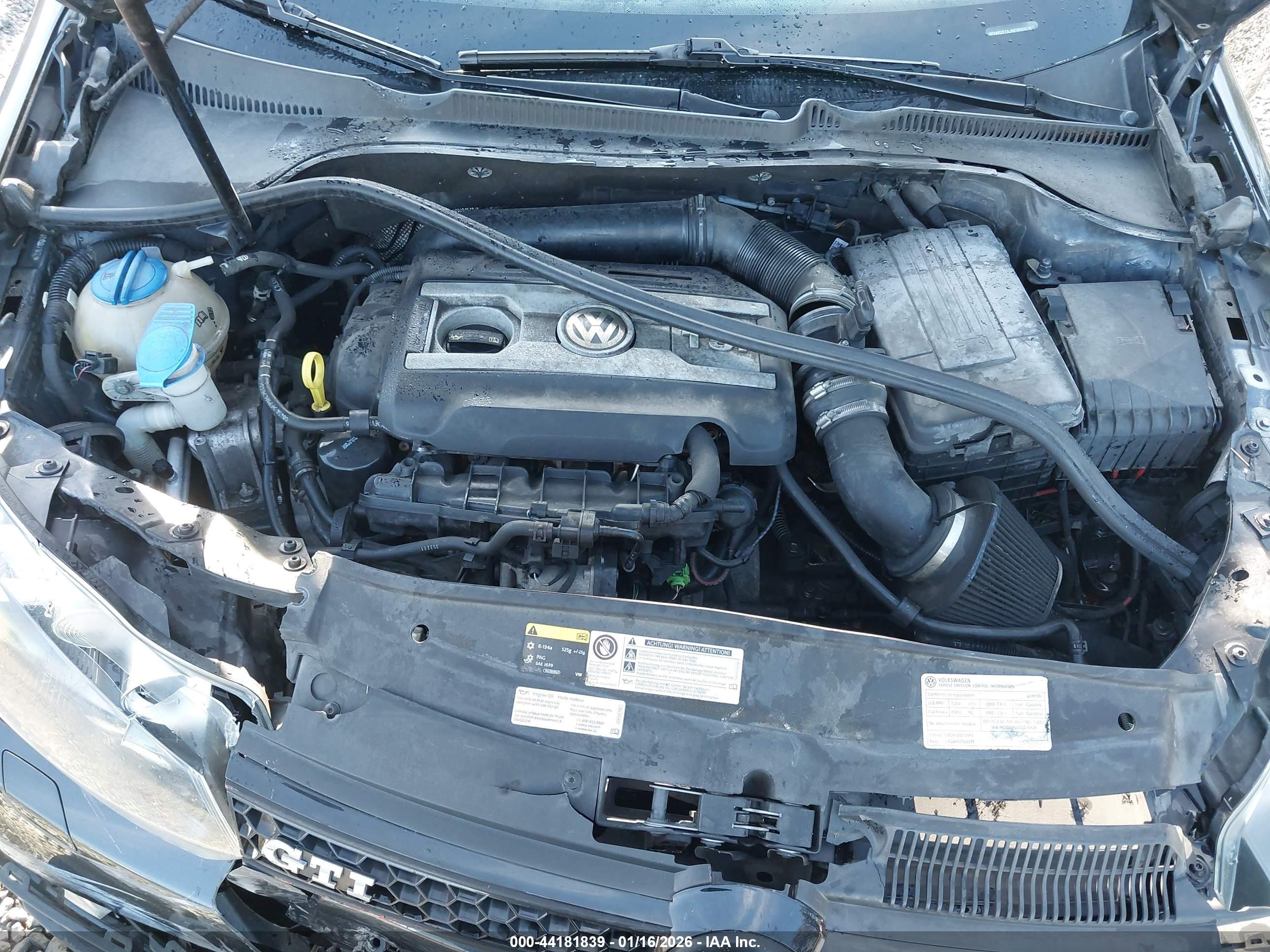 VOLKSWAGEN GTI image 10