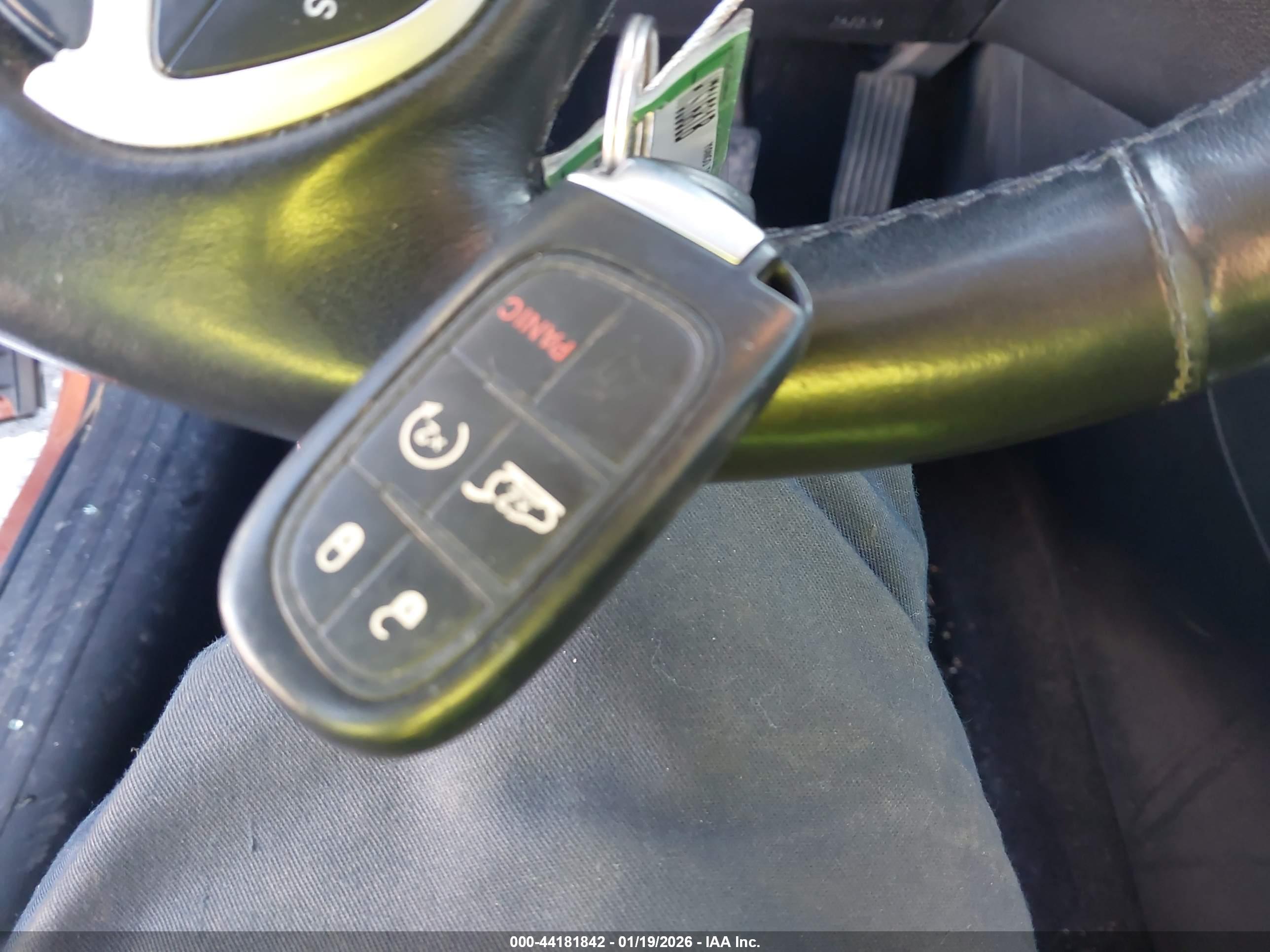 JEEP CHEROKEE image 11