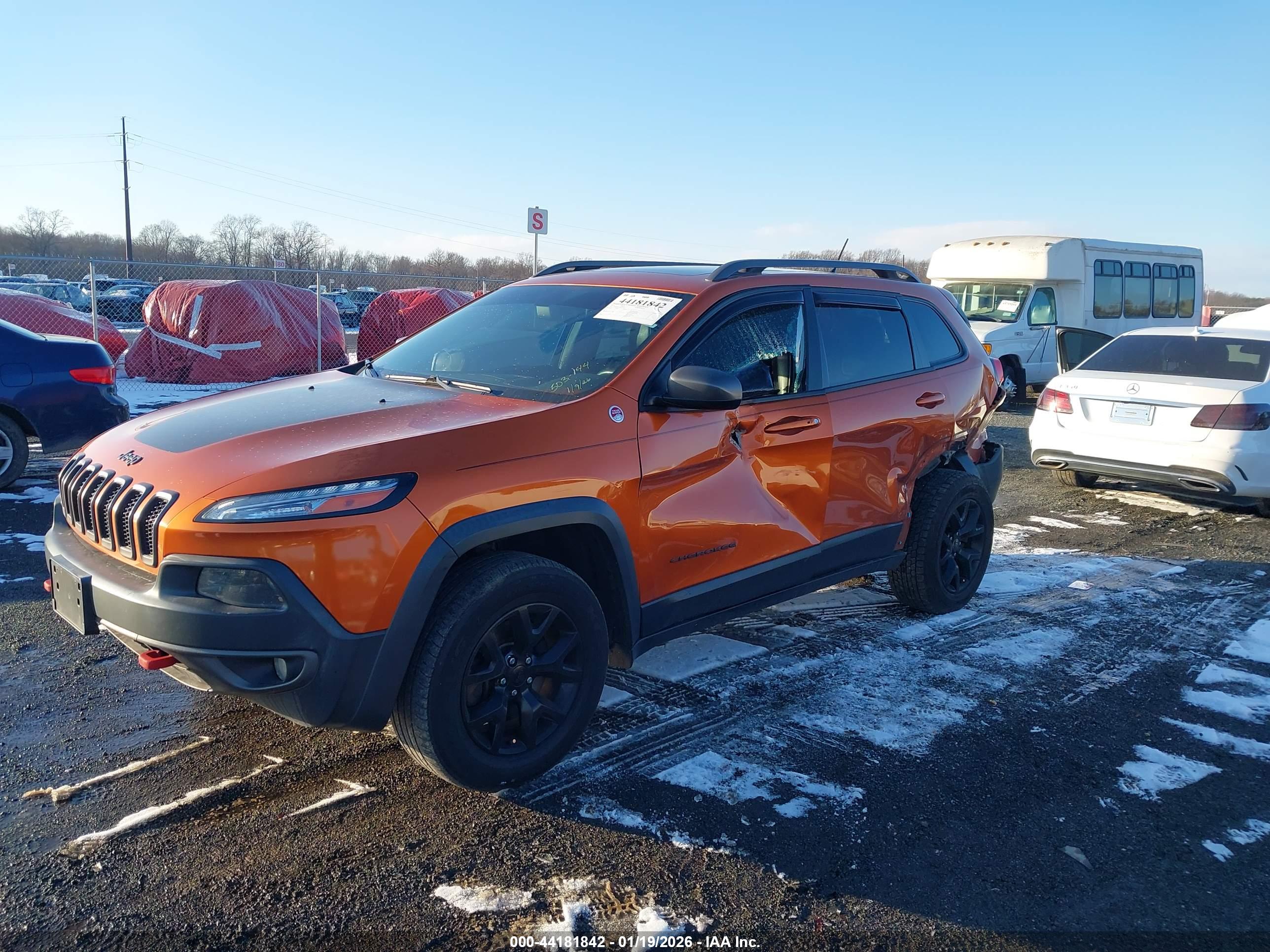JEEP CHEROKEE image 2