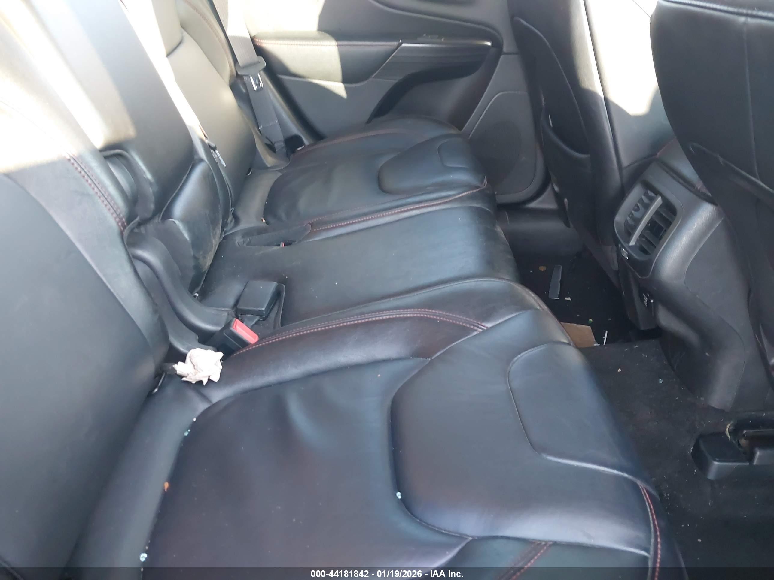JEEP CHEROKEE image 8