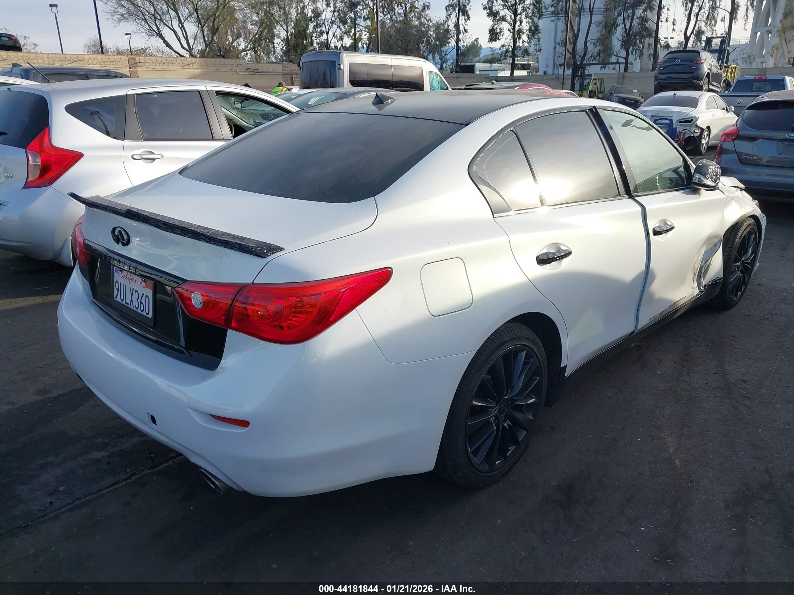 INFINITI Q50 image 4