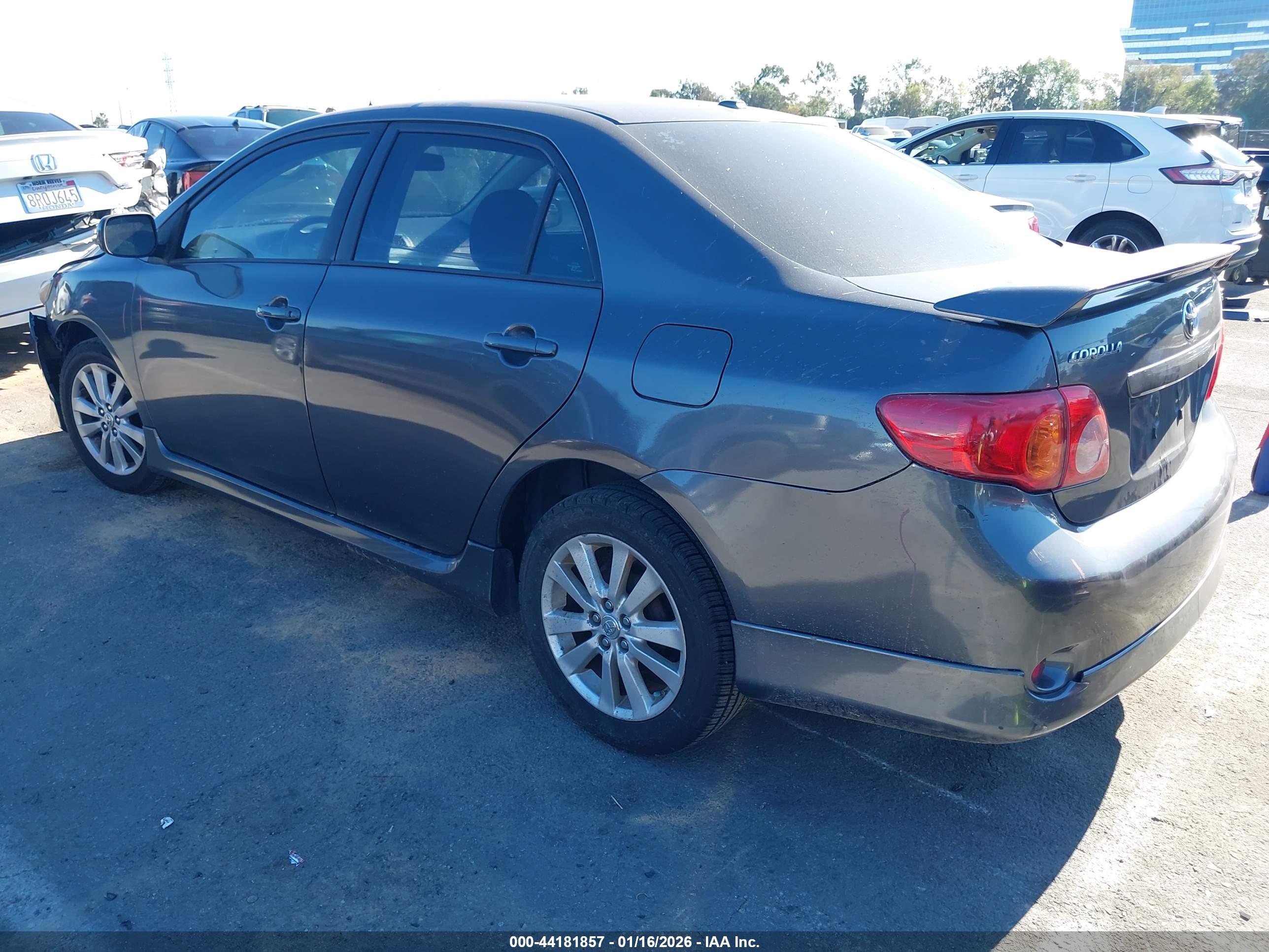 TOYOTA COROLLA image 3